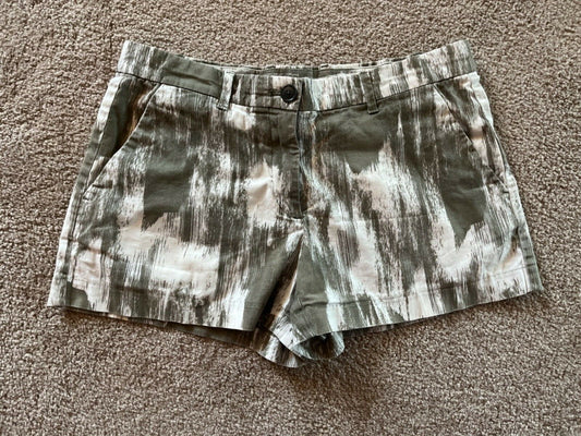 Khakis by GAP Womens Summer Short Size 2 Green/brown And White
