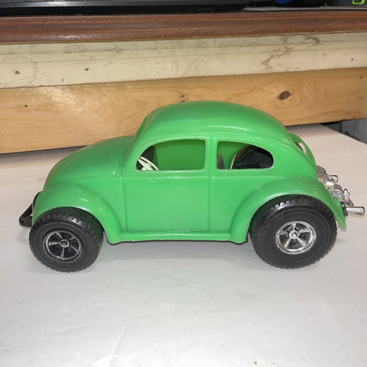 1970 Hawk Model Co. Volkswagon VW Beetle Bug Plastic Toy Car