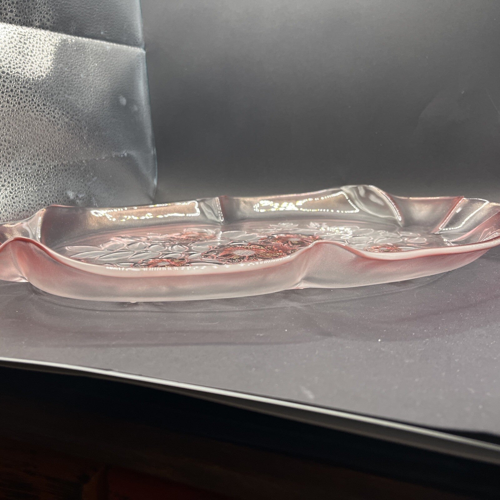 BEAUTIFUL VTG 80'S Sturdy Mikasa ROSELLA  Crystal Platter Dish Frosted Pink Rose