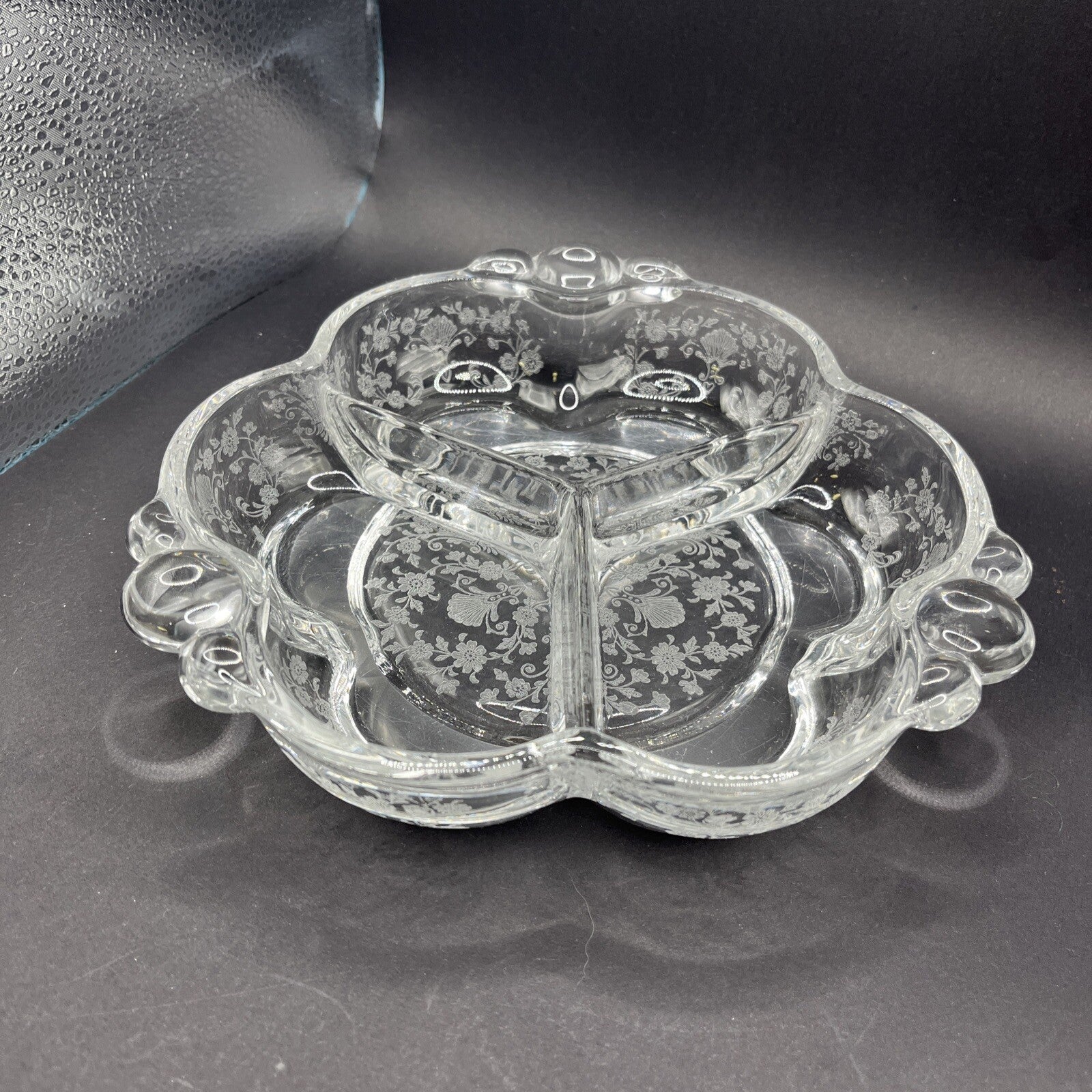 Duncan Miller FIRST LOVE 8" 3 Part Round Divided Relish Dish Etched Glass