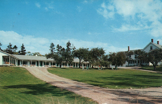Yardarm Motel Restaurant Searsport Maine Penobscot Bay Postcard