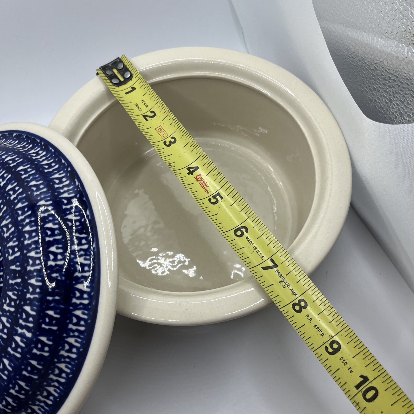 Boleslawiec Poland Round Stoneware Casserole Baker With Lid Hand Painted 7.75”