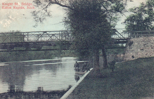 View of Knight Street Bridge in Eaton Rapids Michigan Mich MI Postcards