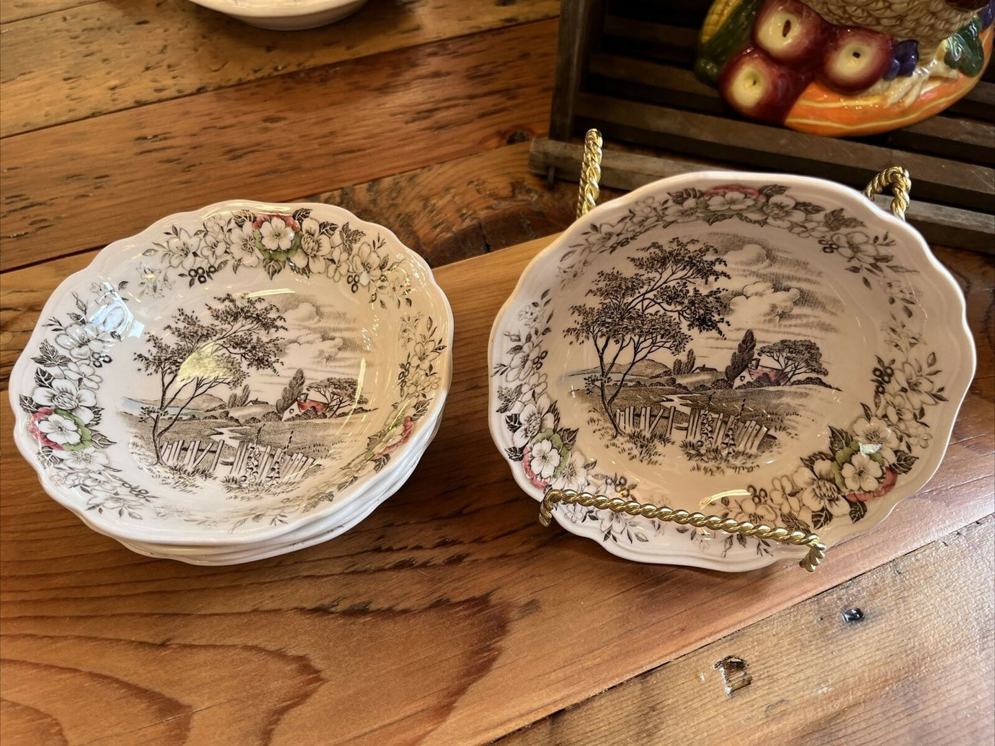 Beautiful 5.5' English Straffordshire Berry Bowls (5)