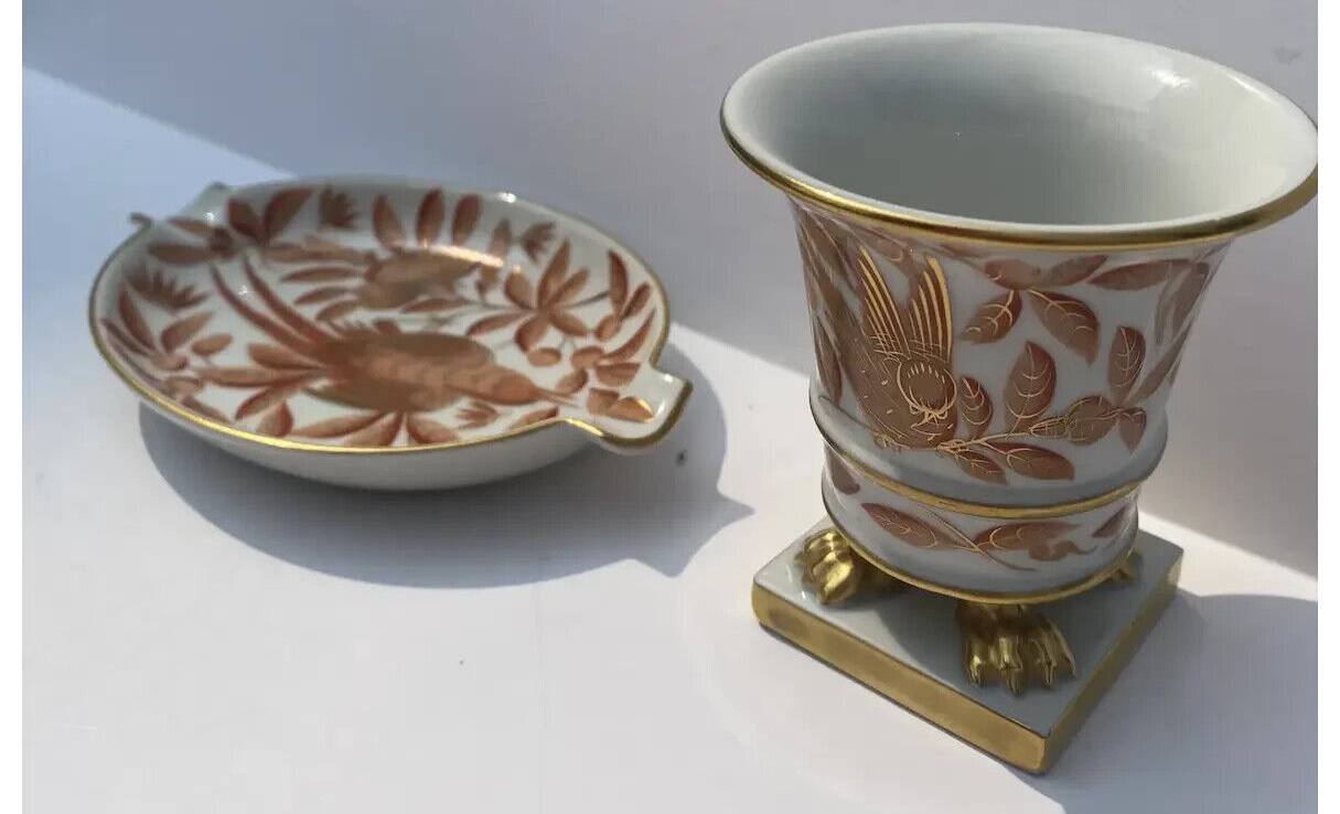 Vintage Herend Hungary Porcelain Small Footed Cache Vase Matching Ashtray Bird