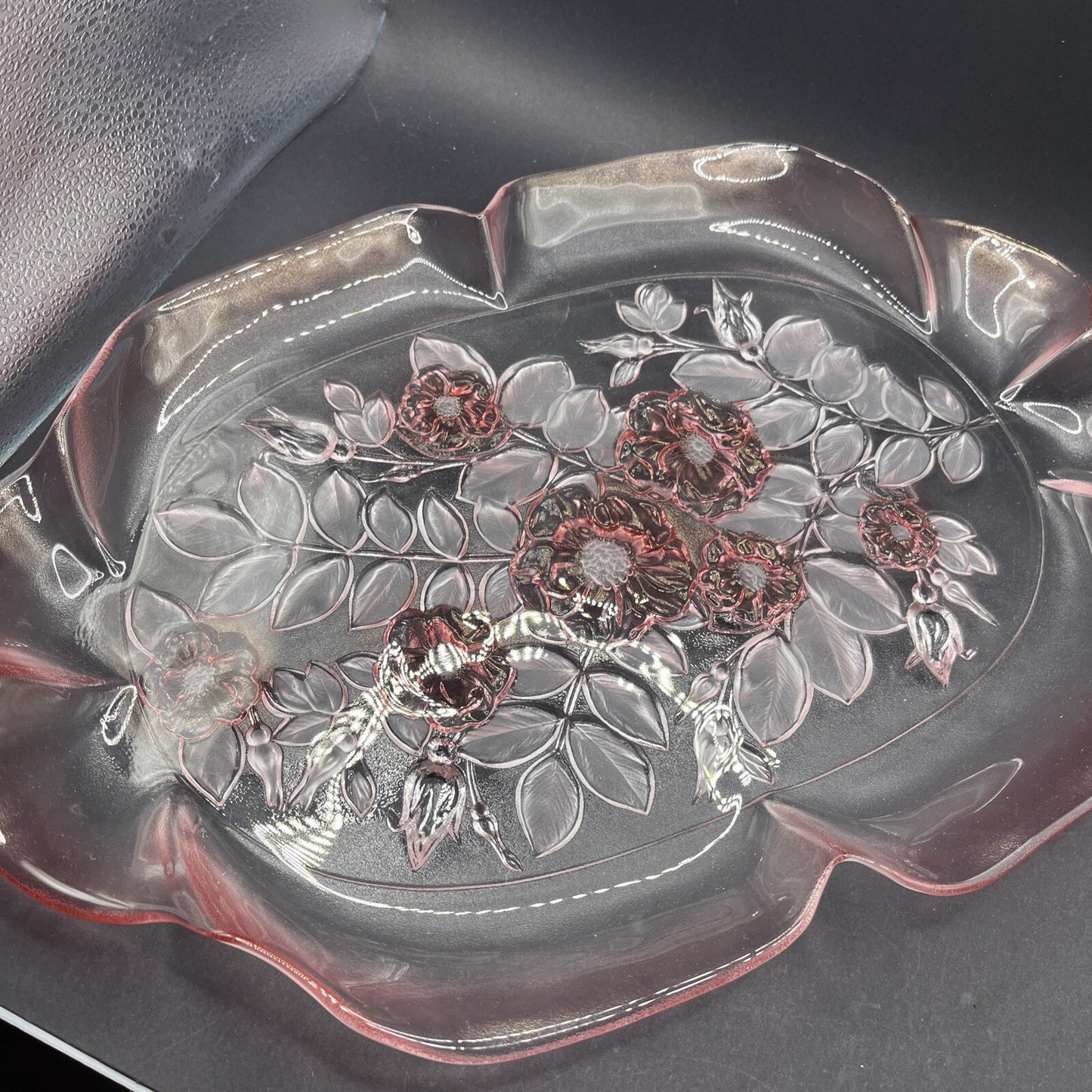 BEAUTIFUL VTG 80'S Sturdy Mikasa ROSELLA  Crystal Platter Dish Frosted Pink Rose