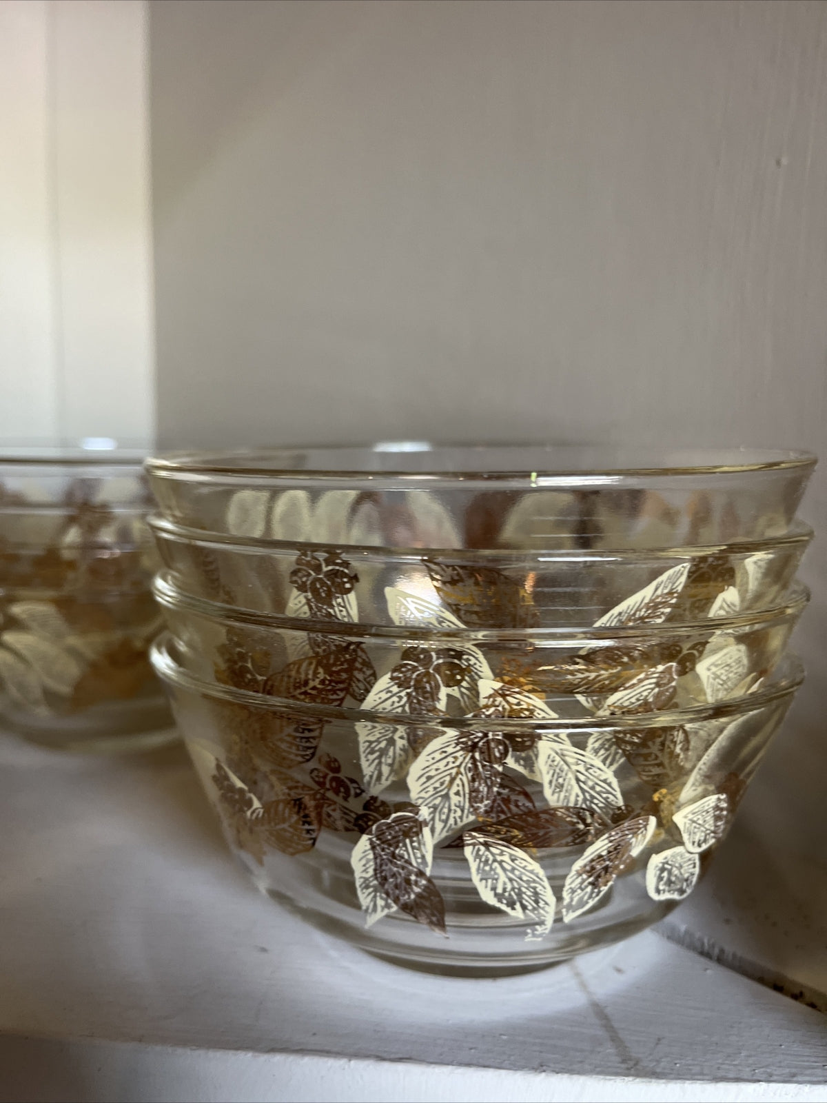 Vintage MCM Chip ‘n Dip Glass Salad Bowl Set Gold Leaf/Olive Design