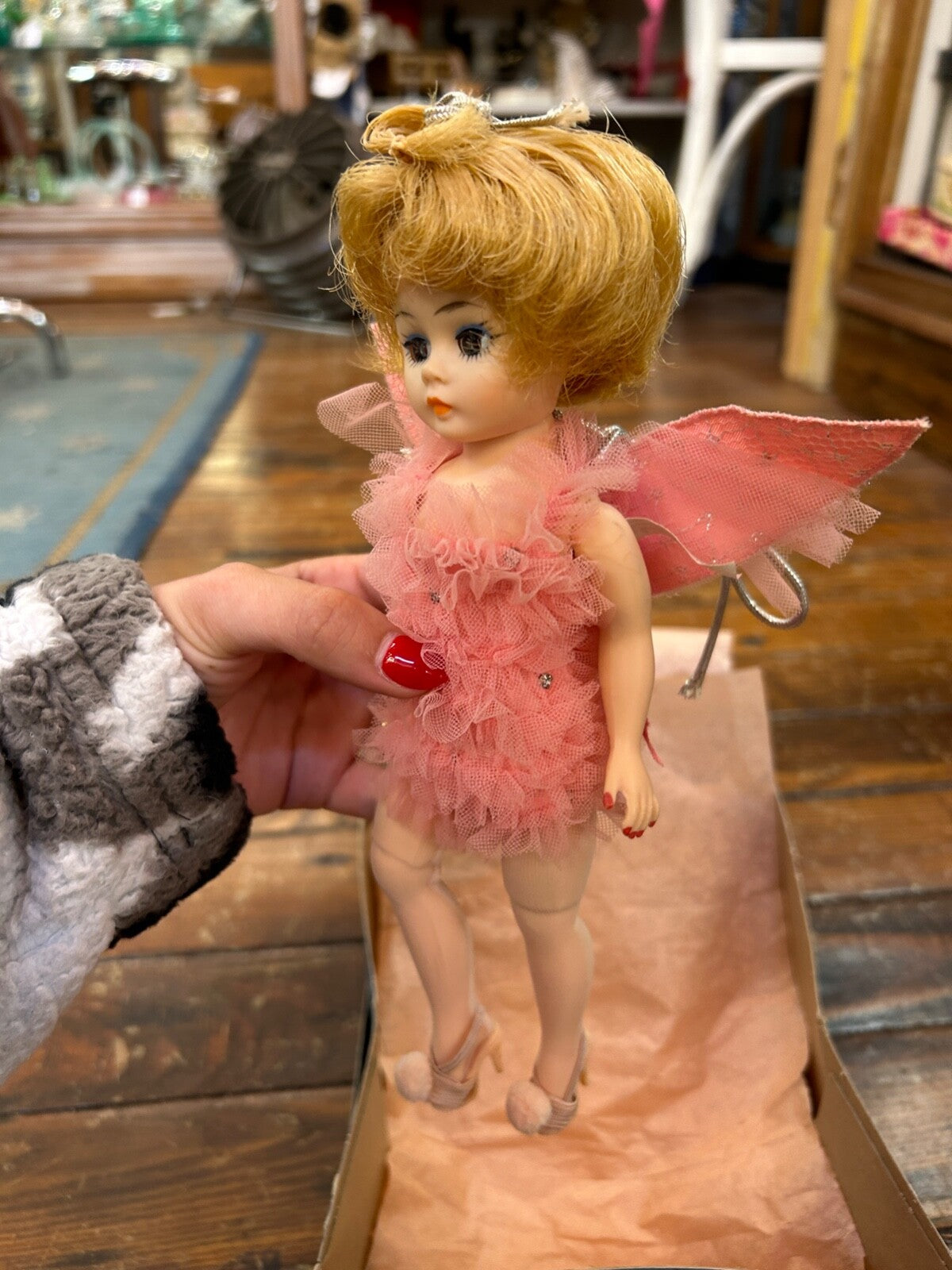 Vintage 1969 Madame Alexander Disney's Tinker Bell #7551  with box