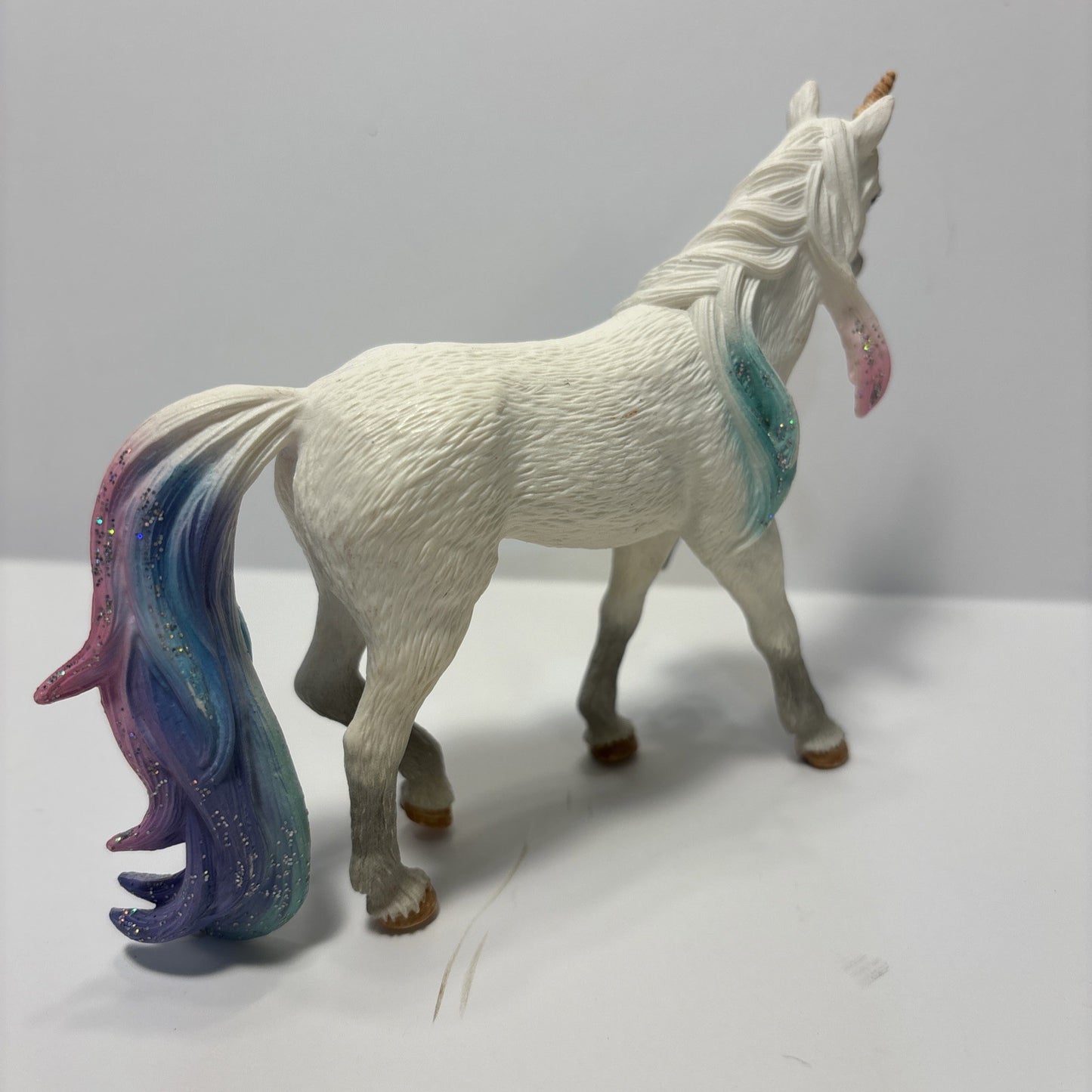 2017 Schleich Bayala Seashell Unicorn Mare Pastel & Glitter Mane & Tail Toy