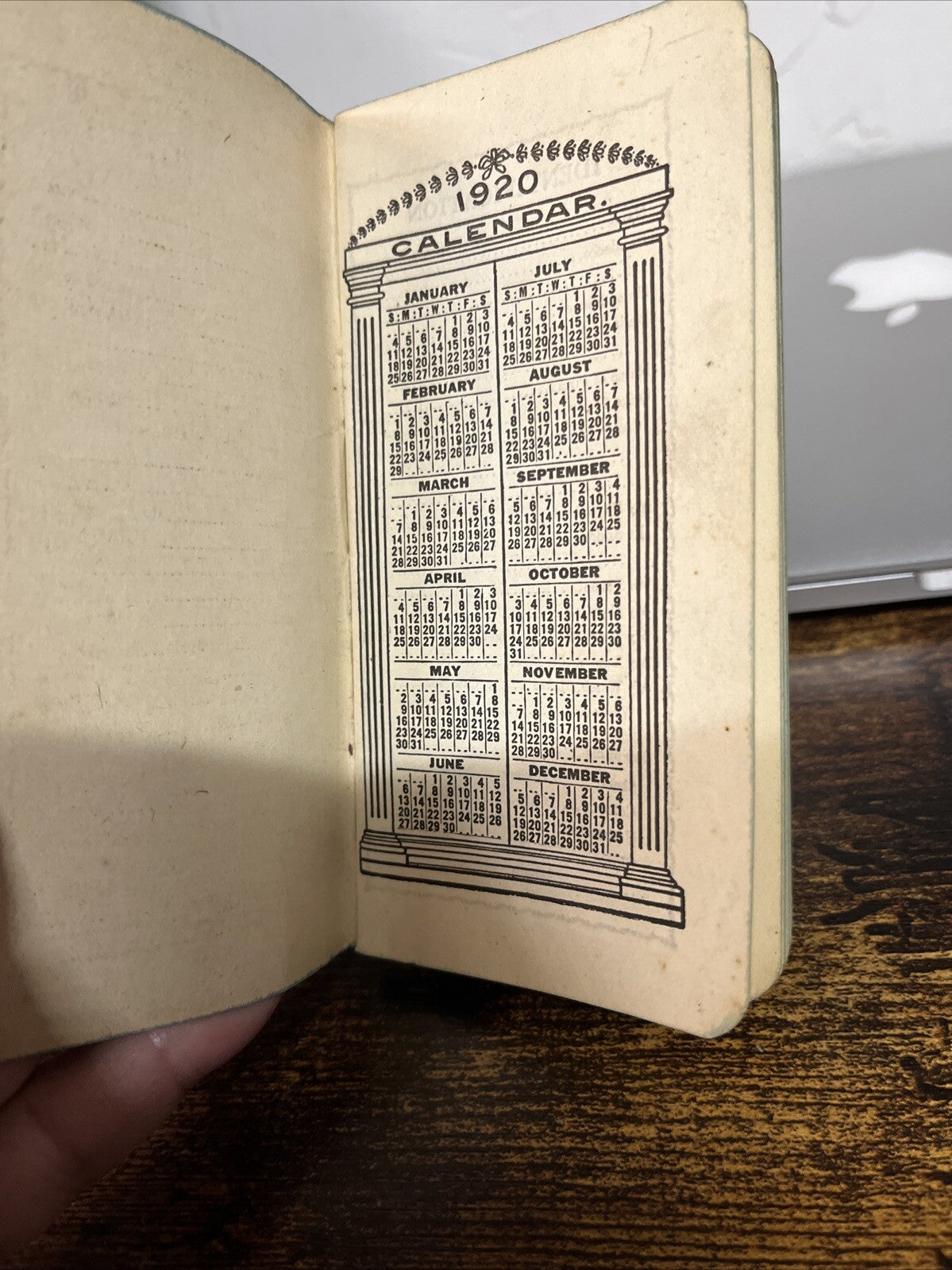 1920 Peacock Booklet Tablet