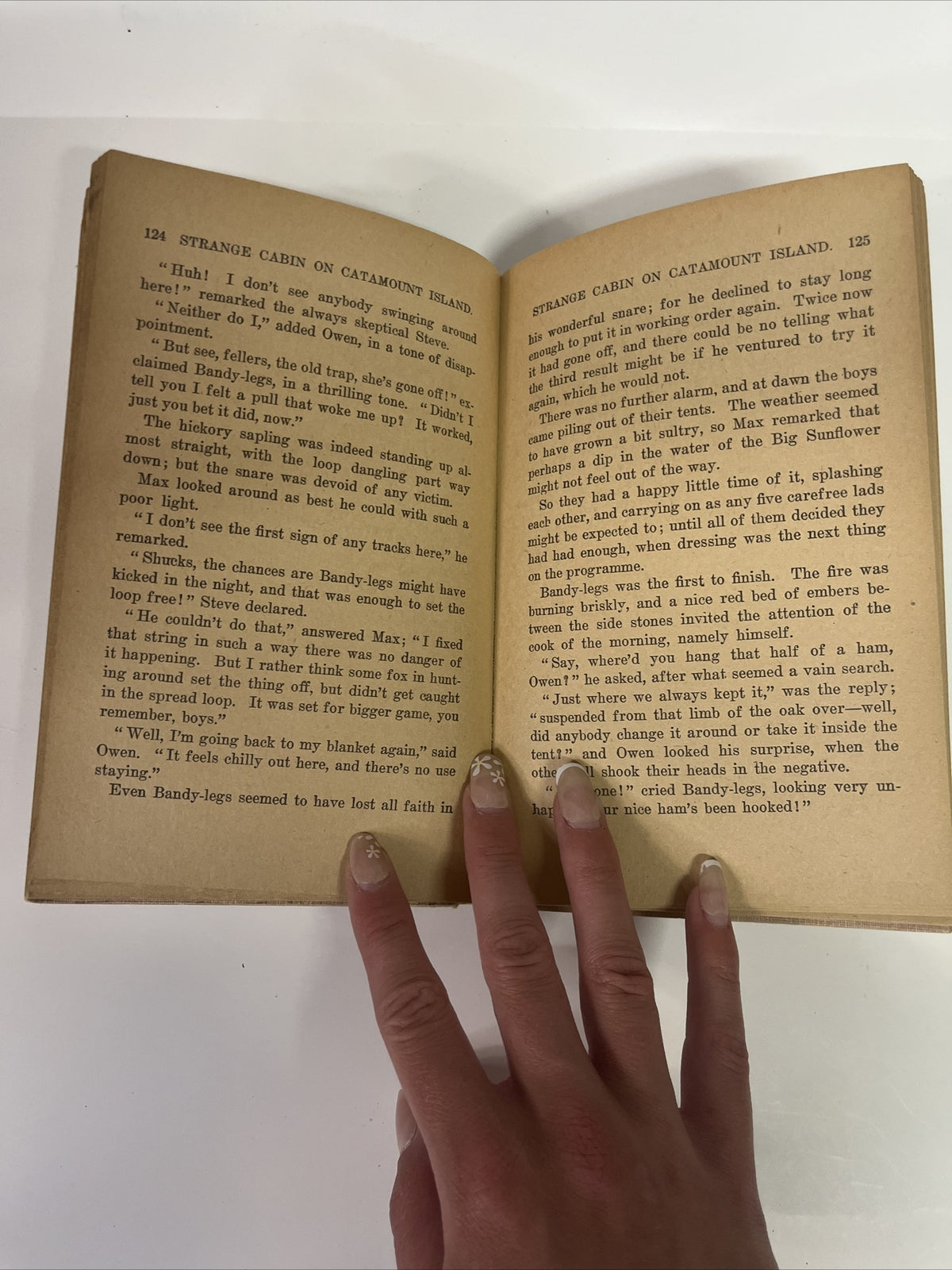 The Strange Cabin on Catamount Island by Lawrence J. Leslie