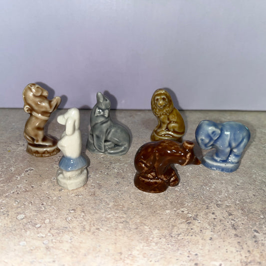 Wade Whimsies Lot Of 6 Vintage  Miniature Circus Figurines England