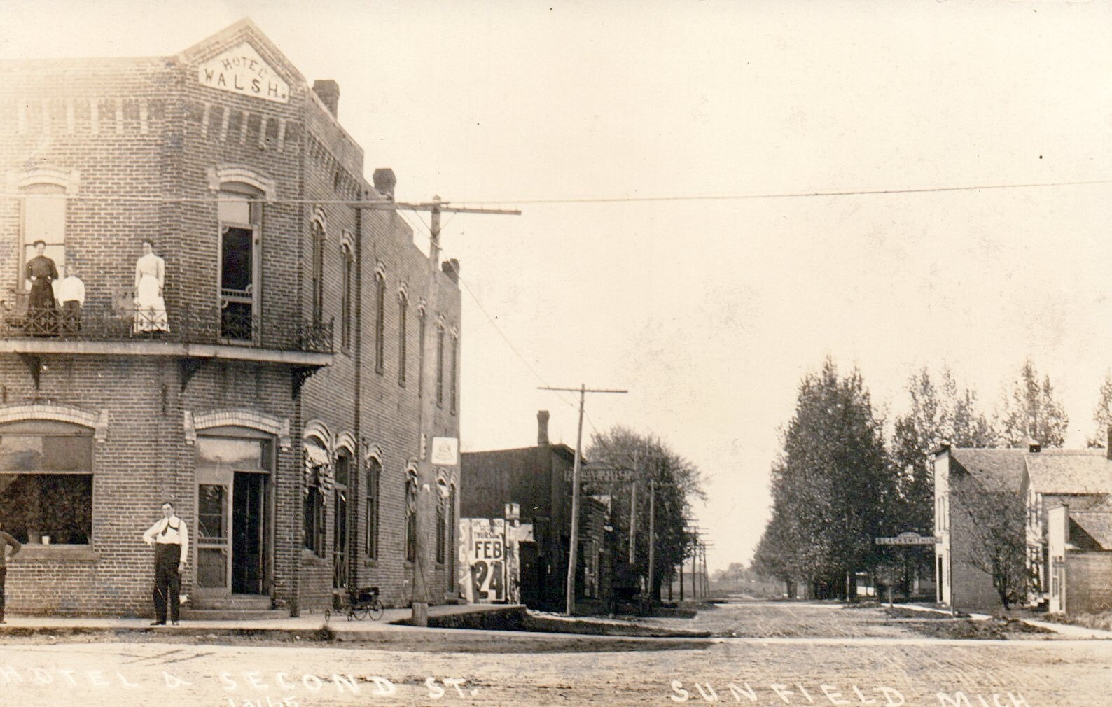 Rare Real Photo Hotel Walsh Women Standing on Balcony Sunfield Mich MI Michigan