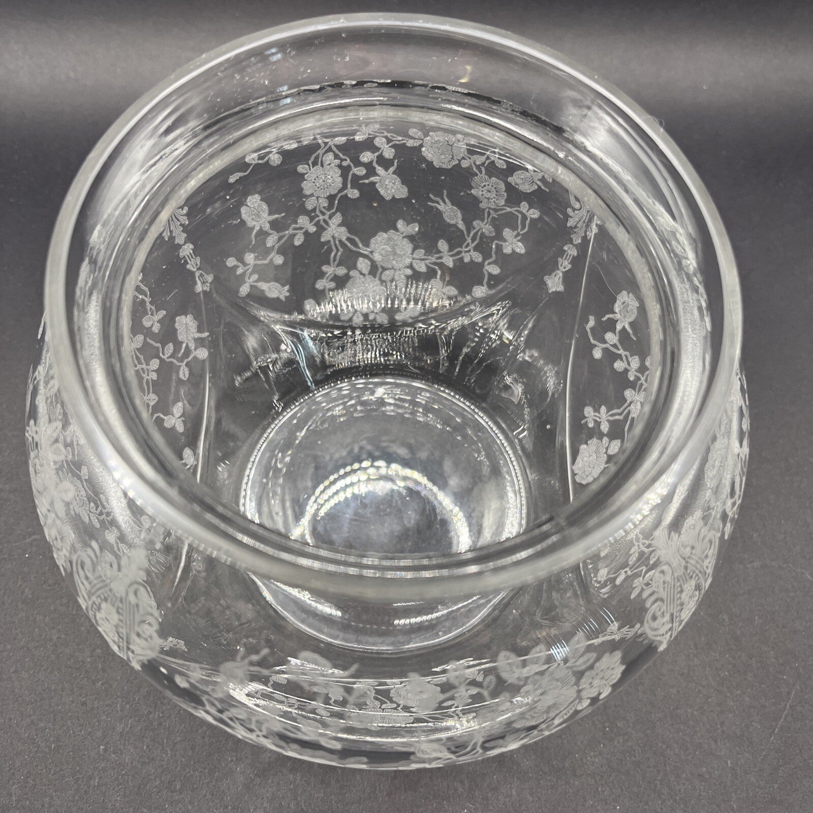 Cambridge Rose Point  Clear 6 ¼” Globe Vase