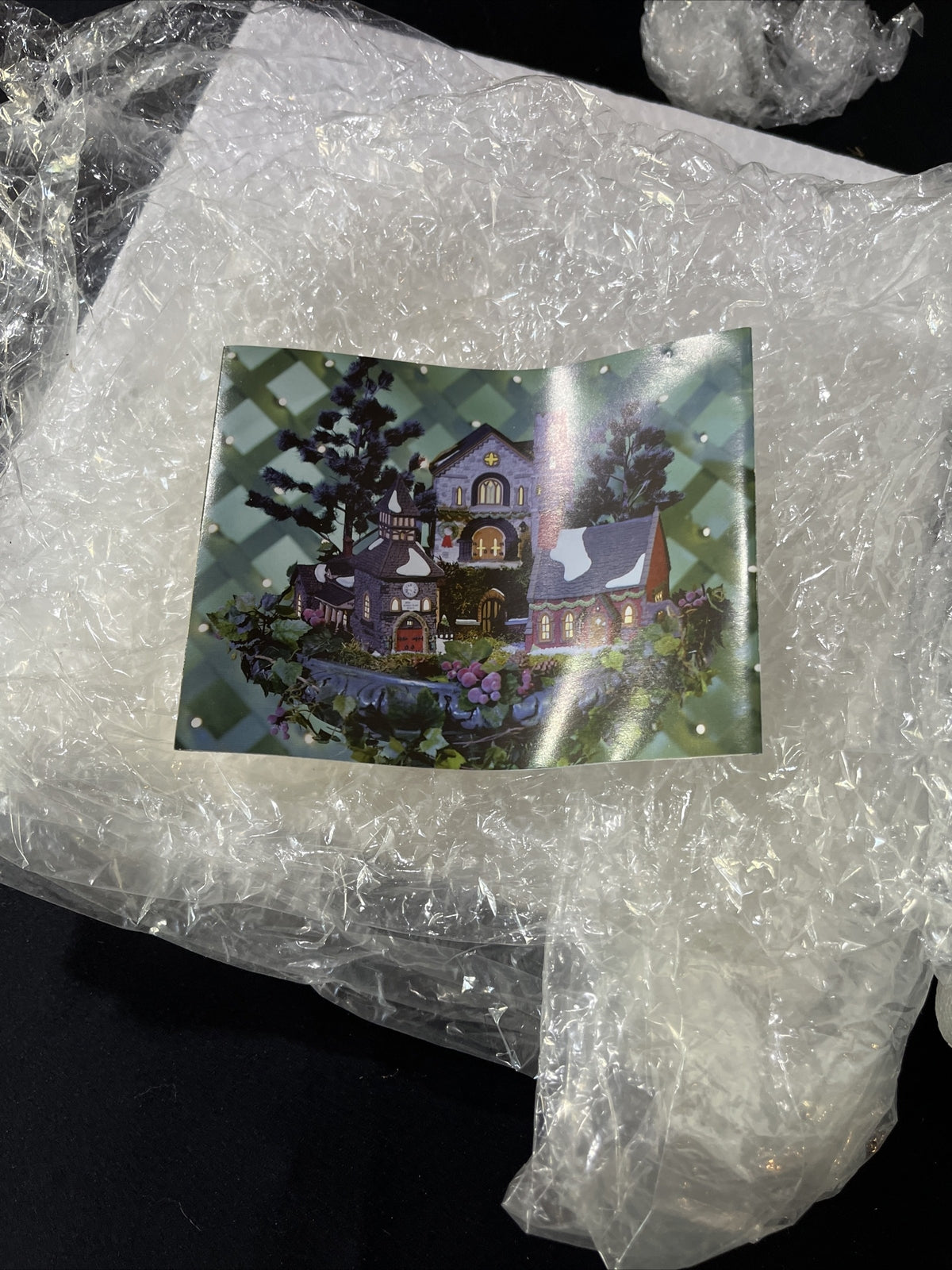 Dept 56 Dickens Village Heathmoor Castle #5831-3 1999 in box w/ lights