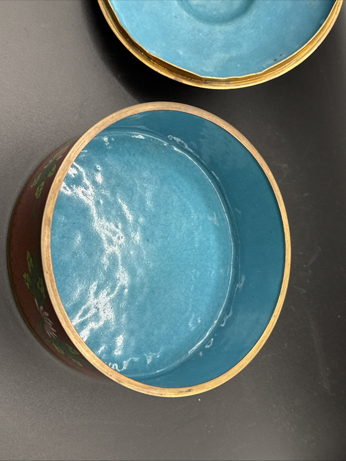 Foo Dog Finial Chinese Enamel Brass Cloisonne Round Box Vintage -5.5  tin red