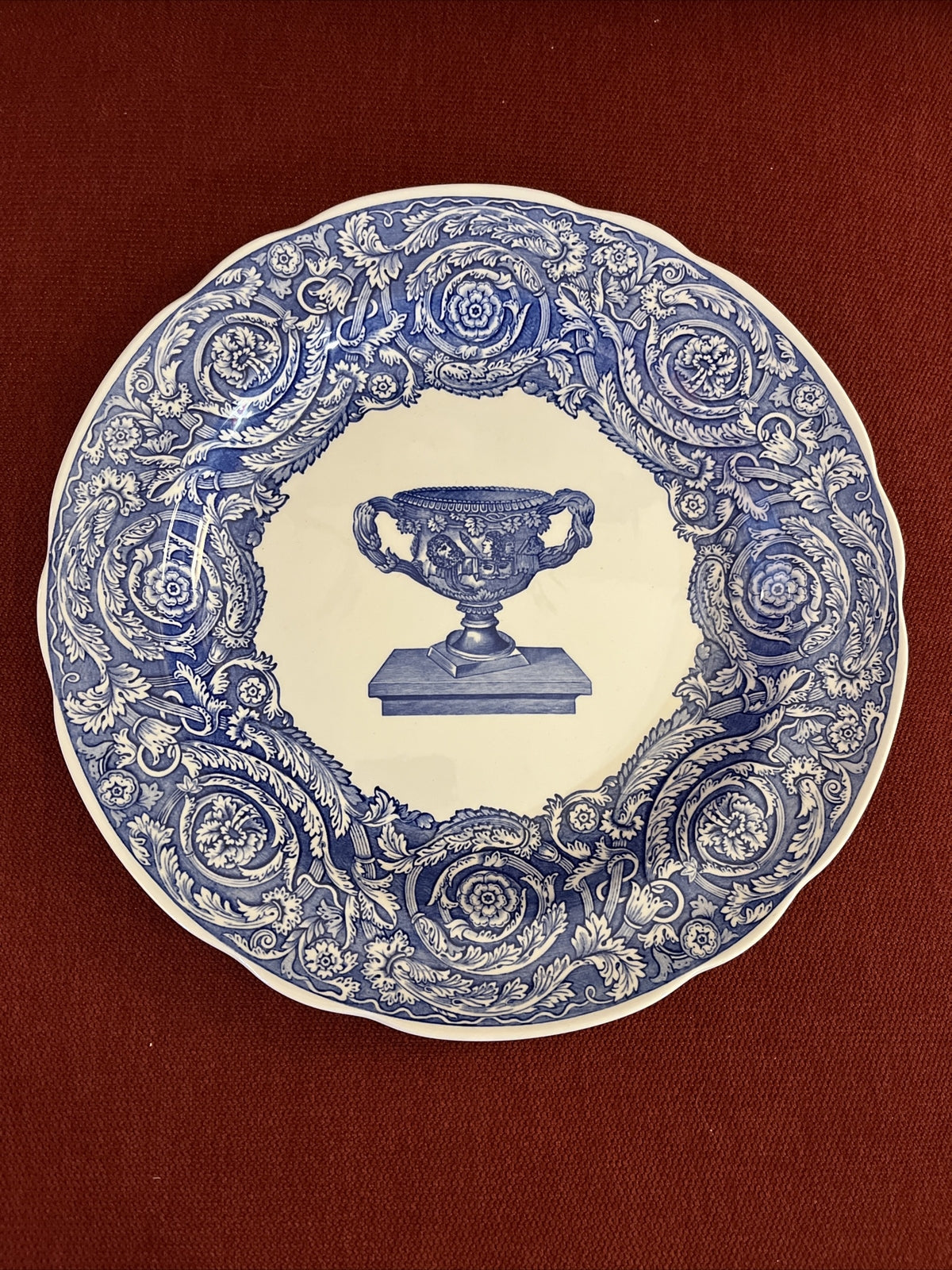 SPODE  Blue Room Collection "Warwick Vase”  Dinner Plate  10 3/8"