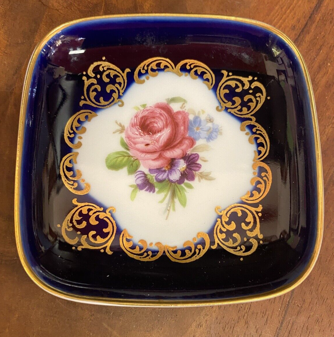 2.25 Vintage Echt Kobalt Blue Cobalt Gold Floral Rose Small Dish Western Germany