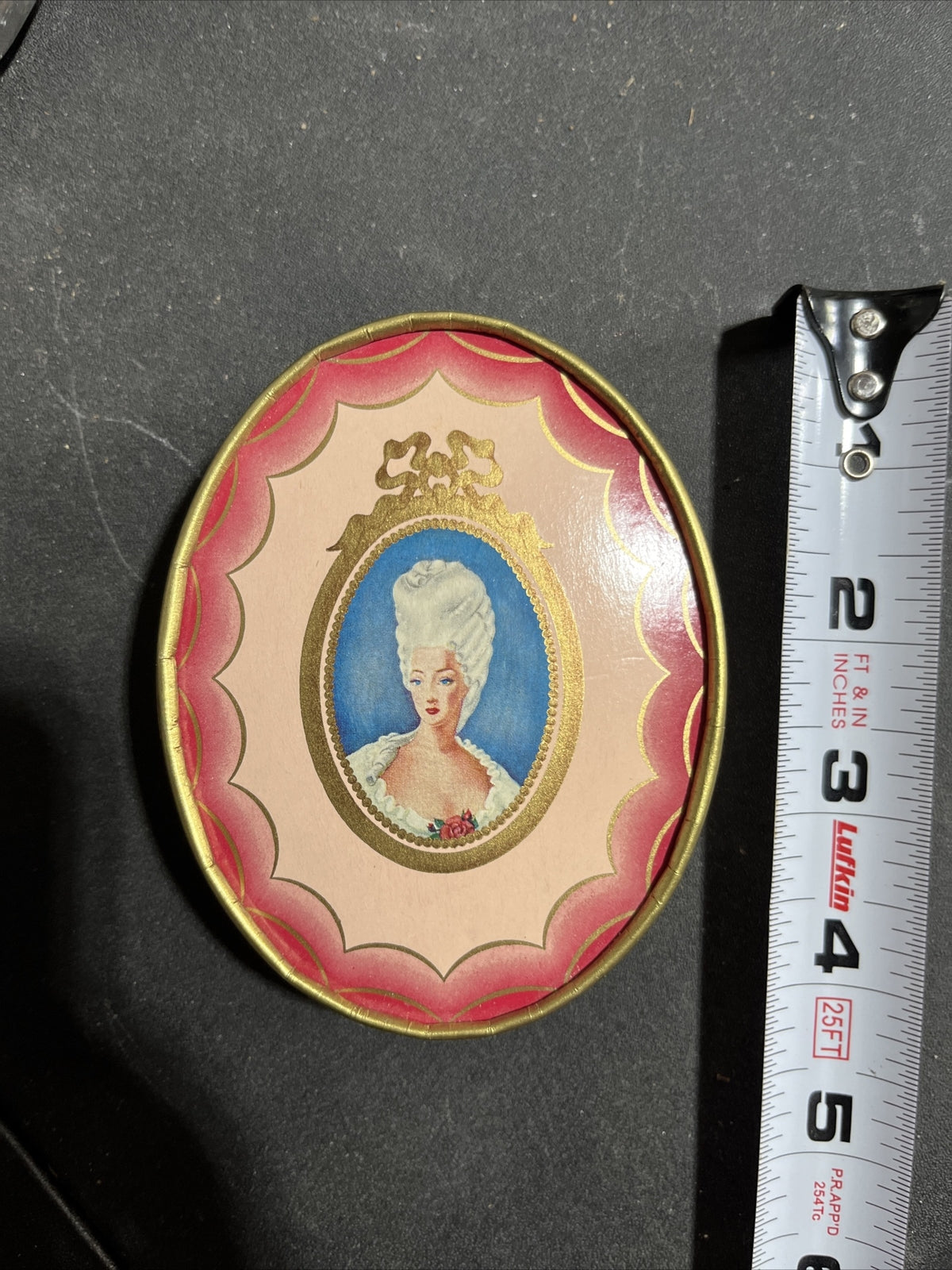 MADAME DU BARRY RICHARD HUDNUT VINTAGE FACE POWDER OVAL BOX