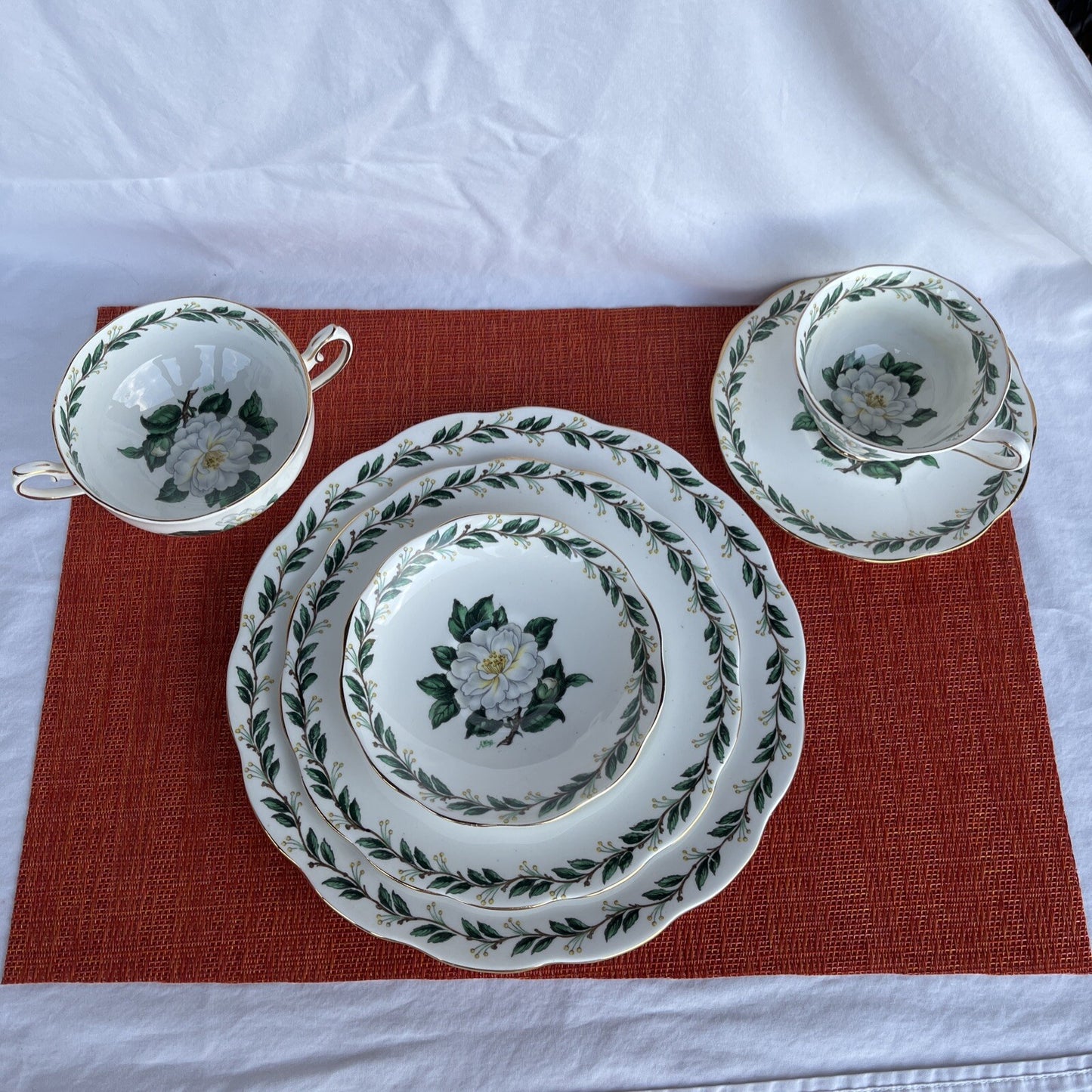 Royal Albert - Lady Clare Bone China, 6 - Pc Serving Set  - England Floral