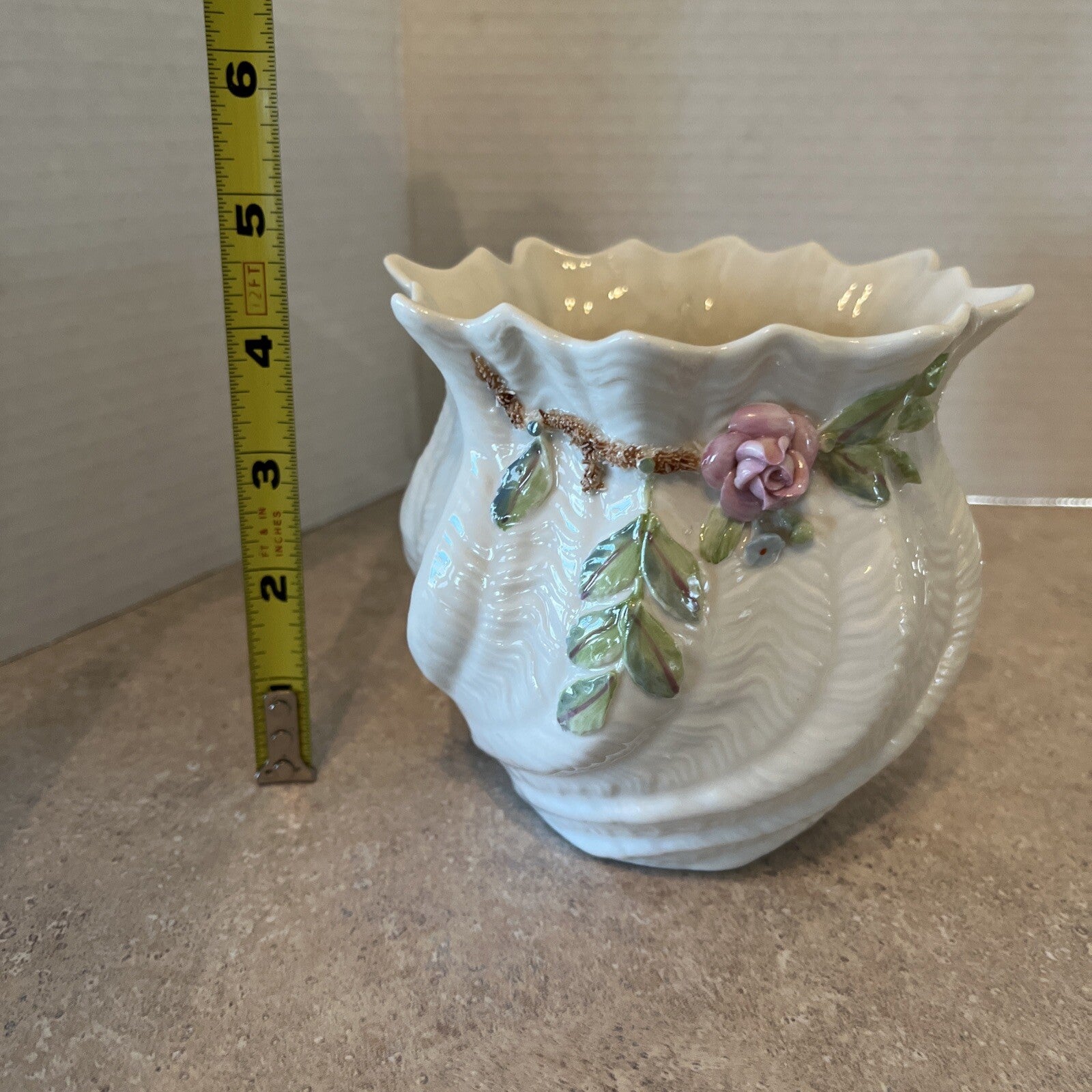 VTG EUC Belleek Cache Pot Vase Applied Dusty Pink Rose Shamrock 3rd Green Mark