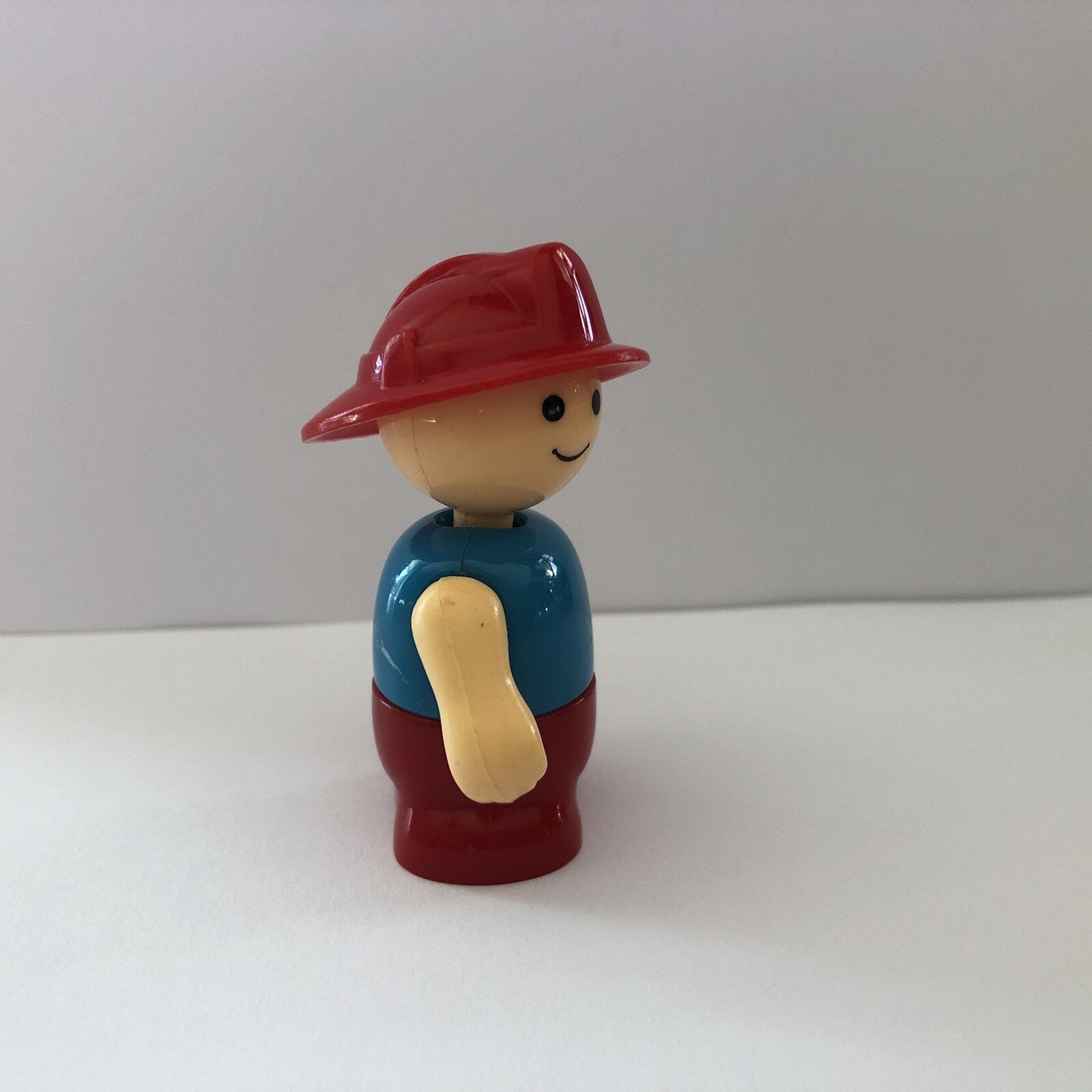 Playskool Li'l Playmates Little People Fireman Firefighter Toy