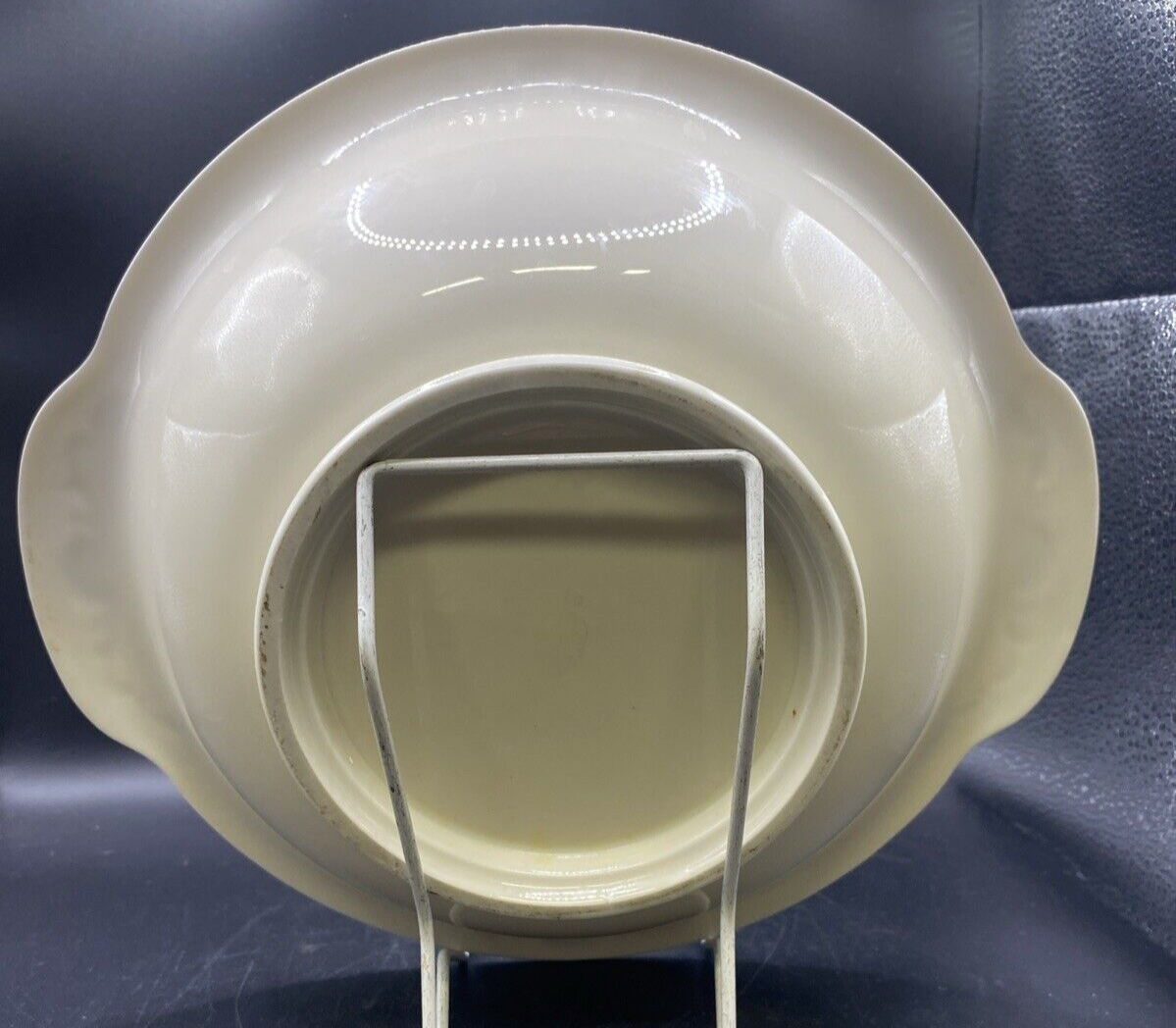 RARE 8.5" Waldershof Bavaria Serving Bowl with handles Cream with Gold Rim