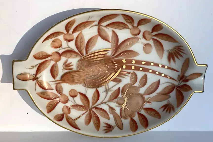 Vintage Herend Hungary Porcelain Small Footed Cache Vase Matching Ashtray Bird