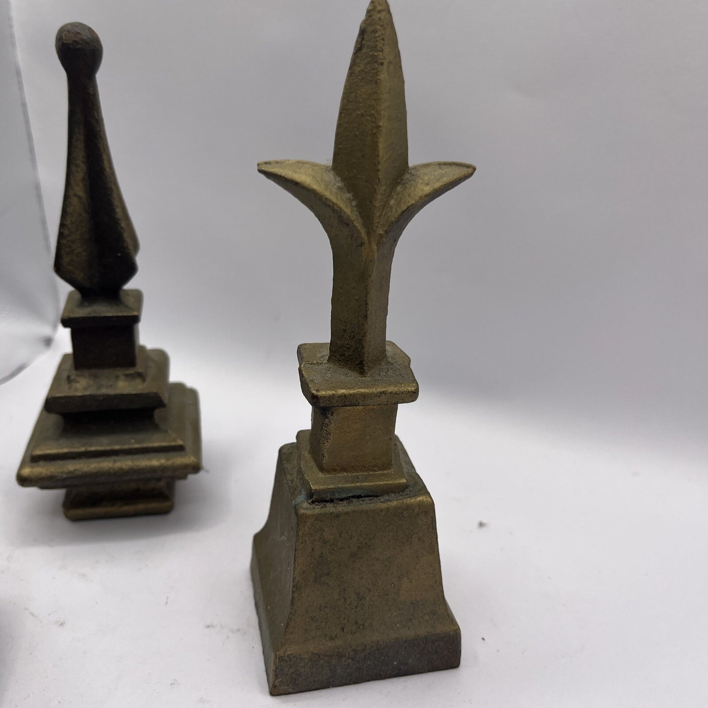 3 Finial Spear Statue Table Shelf Decorative Metal Bronze Patina  6.25”