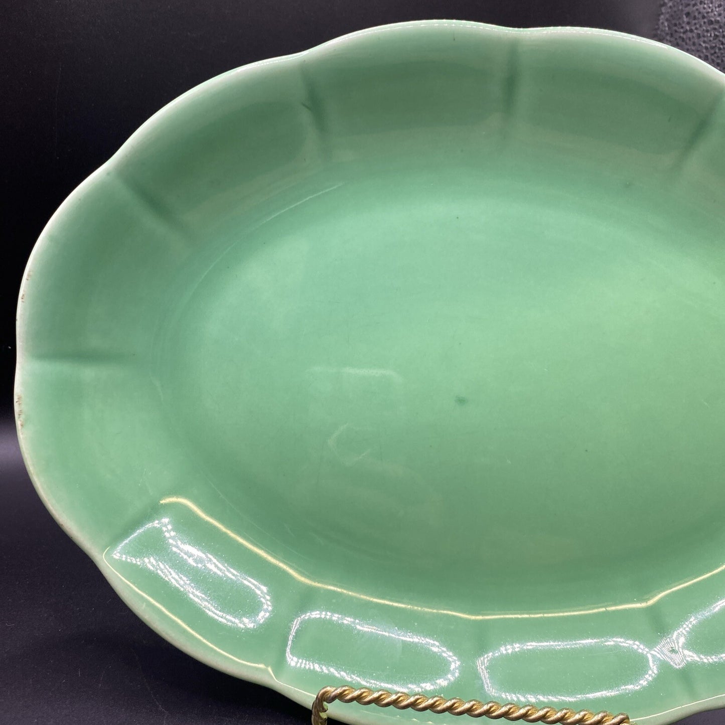 11" x 8" Oval Platter Vintage 1930's Mount Clemens Petalware  LIGHT Green