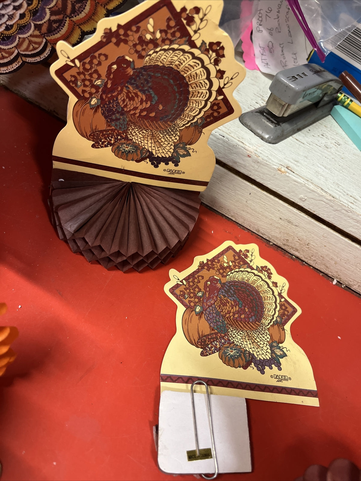 Vintage 11 Pc - Honeycomb Folding Thanksgiving Turkeys, & Pumpkin