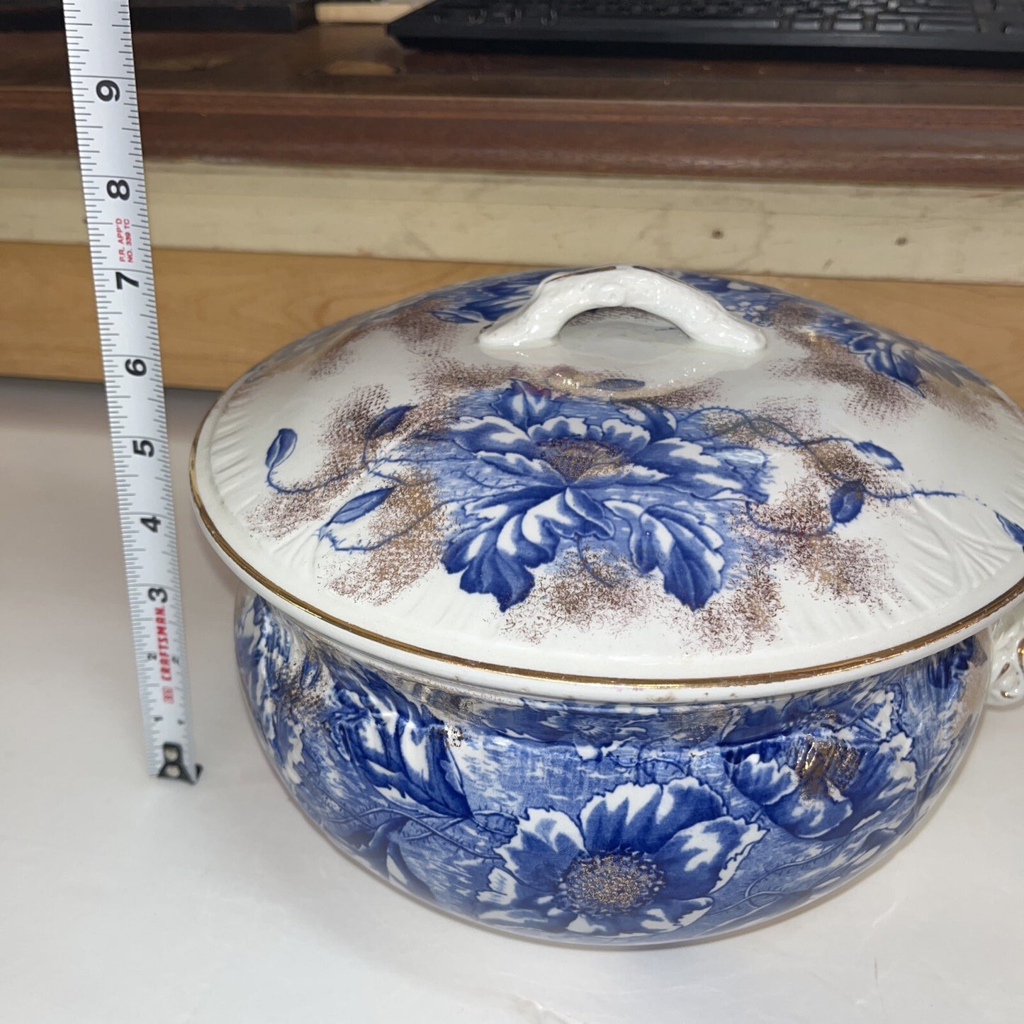 Beautiful Dunn Bennett & Co BLUE Covered Pot Burslem England Premier Imperial