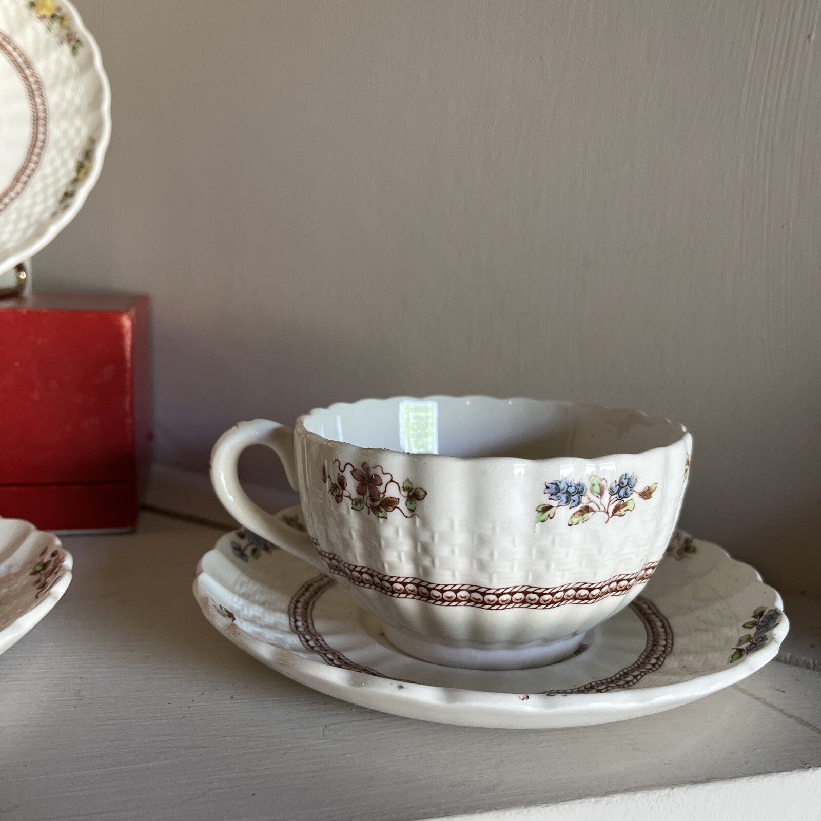 Spode Copeland England Rosalie Tea Cup & Saucer Set of 4 Vintage 
