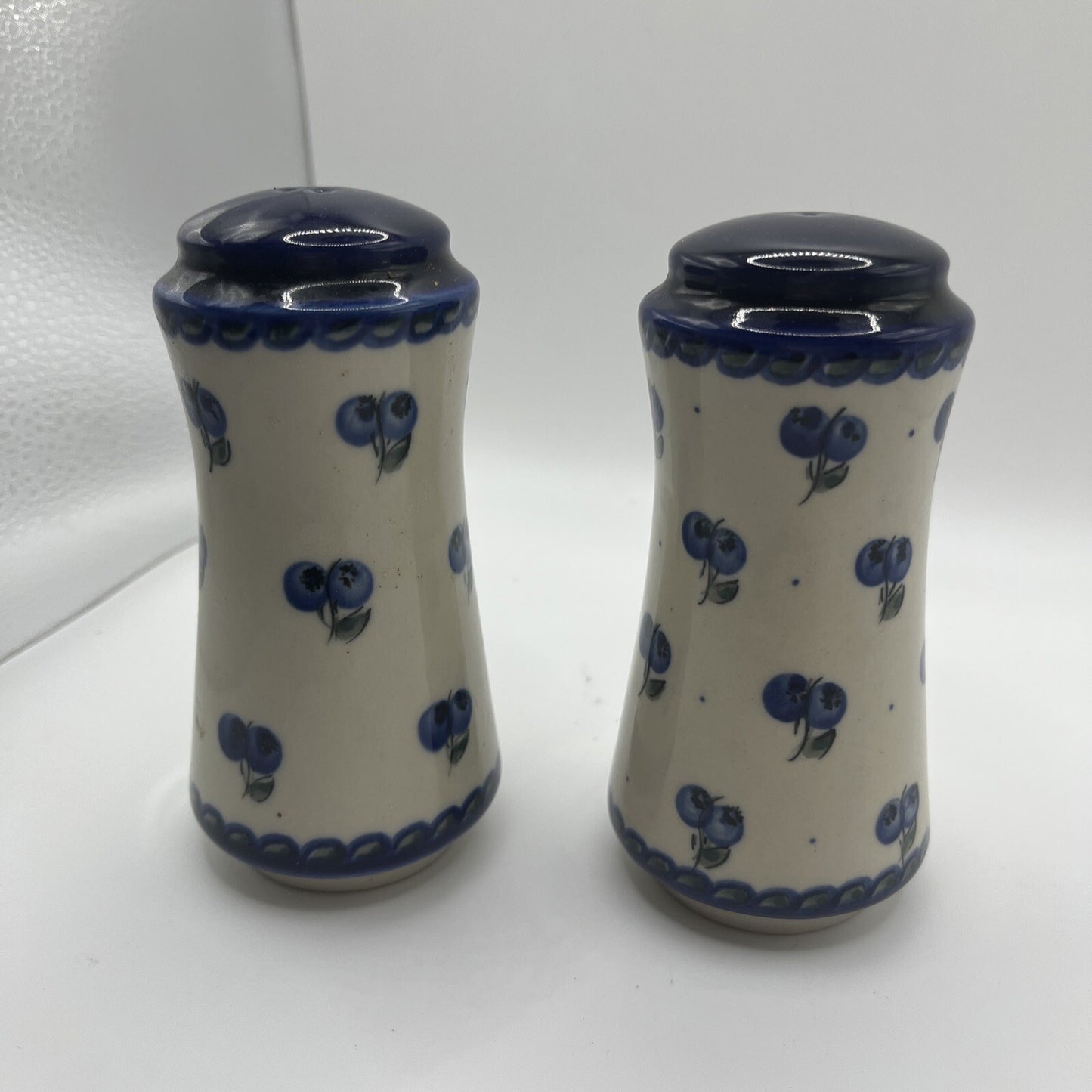 Sweet Figural Boleslawiec Polish Pottery Hand Painted Salt & Pepper Shakers