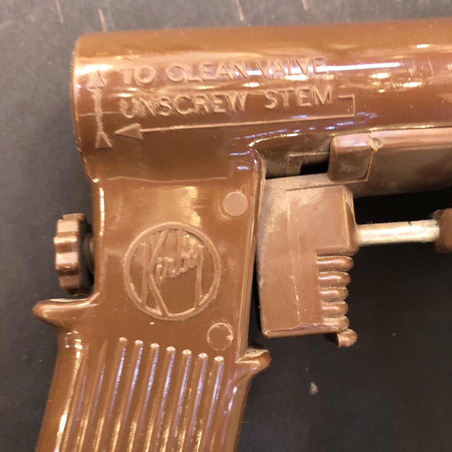 vintage Kirby Patent Pending Suds-O-Gun plastic jar cap straw