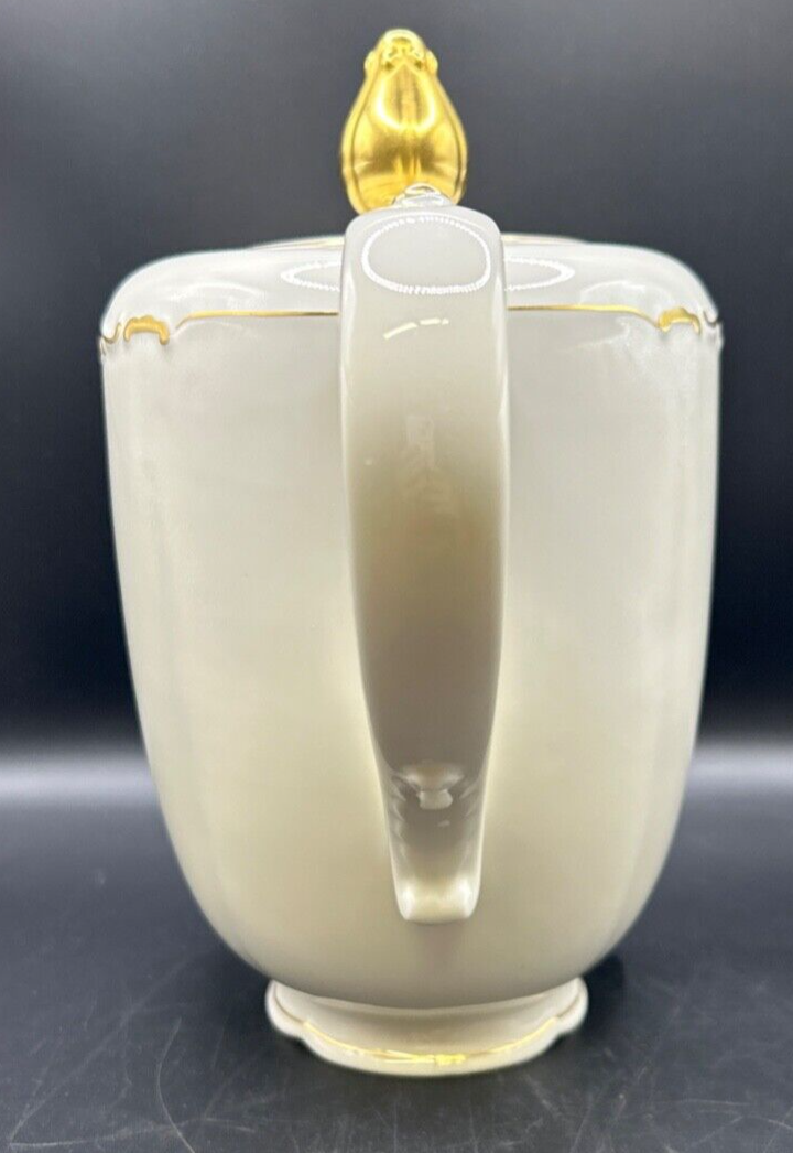 RARE Waldershof Bavaria Germany Tea/Coffee Pot with Lid Cream with Gold Rim