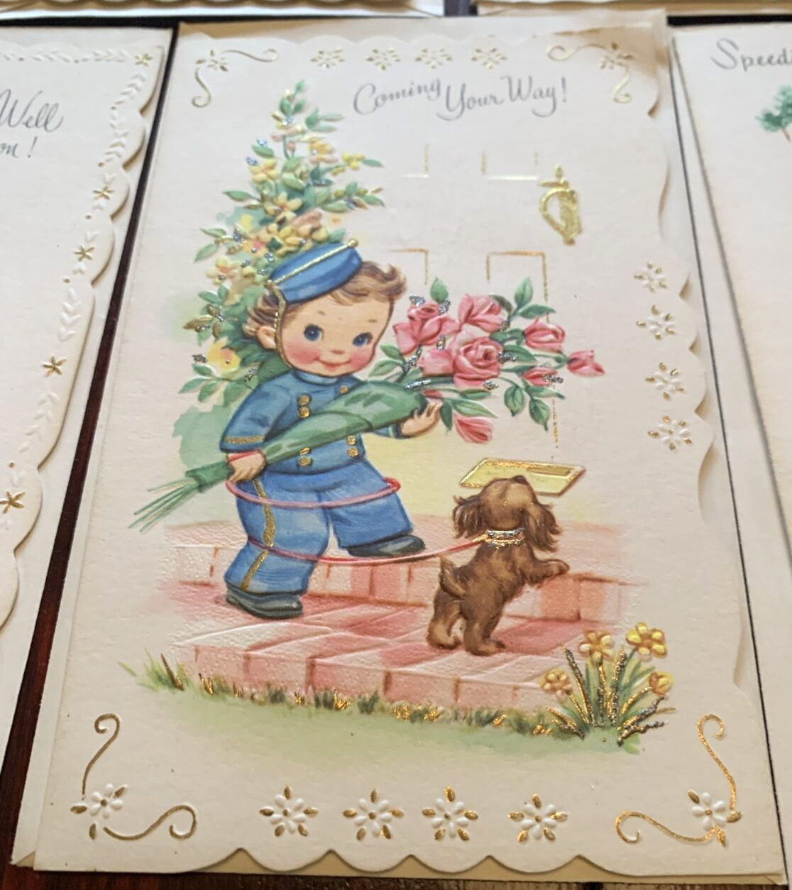 Lot of 20 Vintage Glitter and Golt-Trimmed Greeting Cards