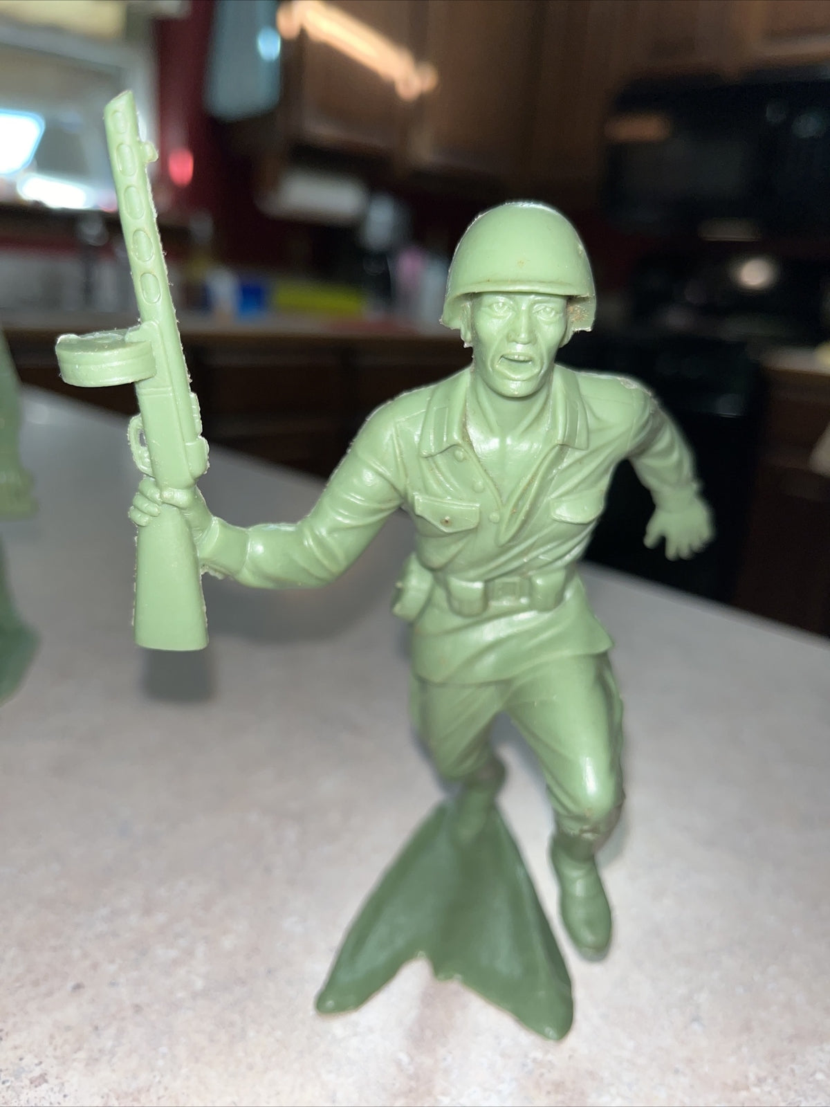 Vintage 1963 Marx US Army Men 4 plastic figures 6" toy soldiers military