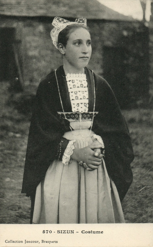 570 Sizun Costume Joncour Brasparts  French France Folklore Fashion Postcard