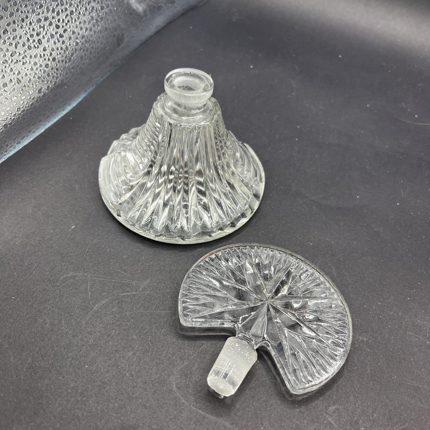 Art Deco Style Pressed Glass Perfume Bottle w/ Fan Star Stopper, Empty, Clear 5"