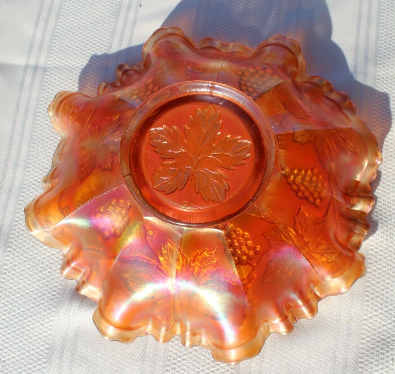 Vintage 8 1/2" Grape Leaves Marigold Carnival Glass Ruffled Edge Bowl Excellent