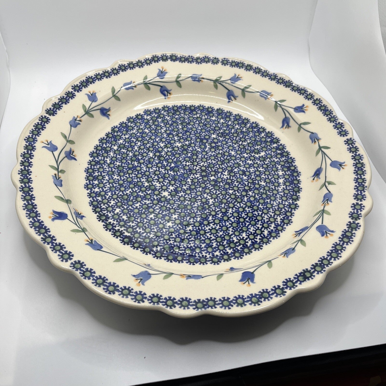 Boleslawiec Polish Pottery 13" Large Serving Dish Scalloped Round  Flowers