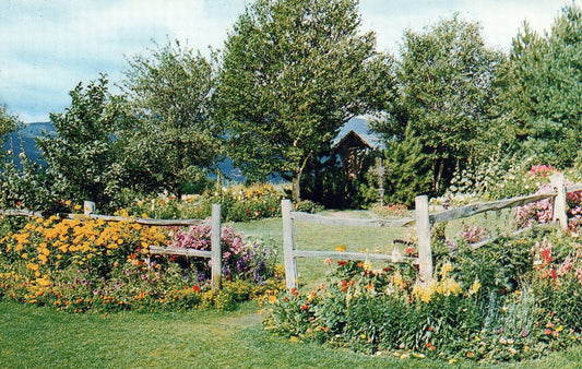 Garden Scene at the Trapp Family Lodge in Stowe VT Vermont Postcard