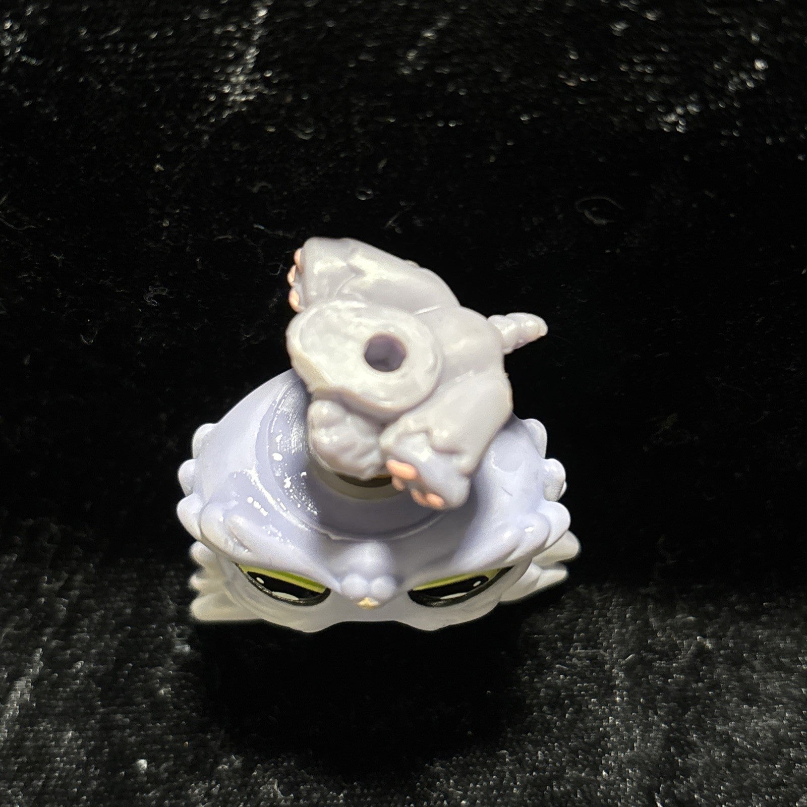 Littlest Pet Shop LPS Lavender Purple Yorkie Dog Puppy Retired #1611