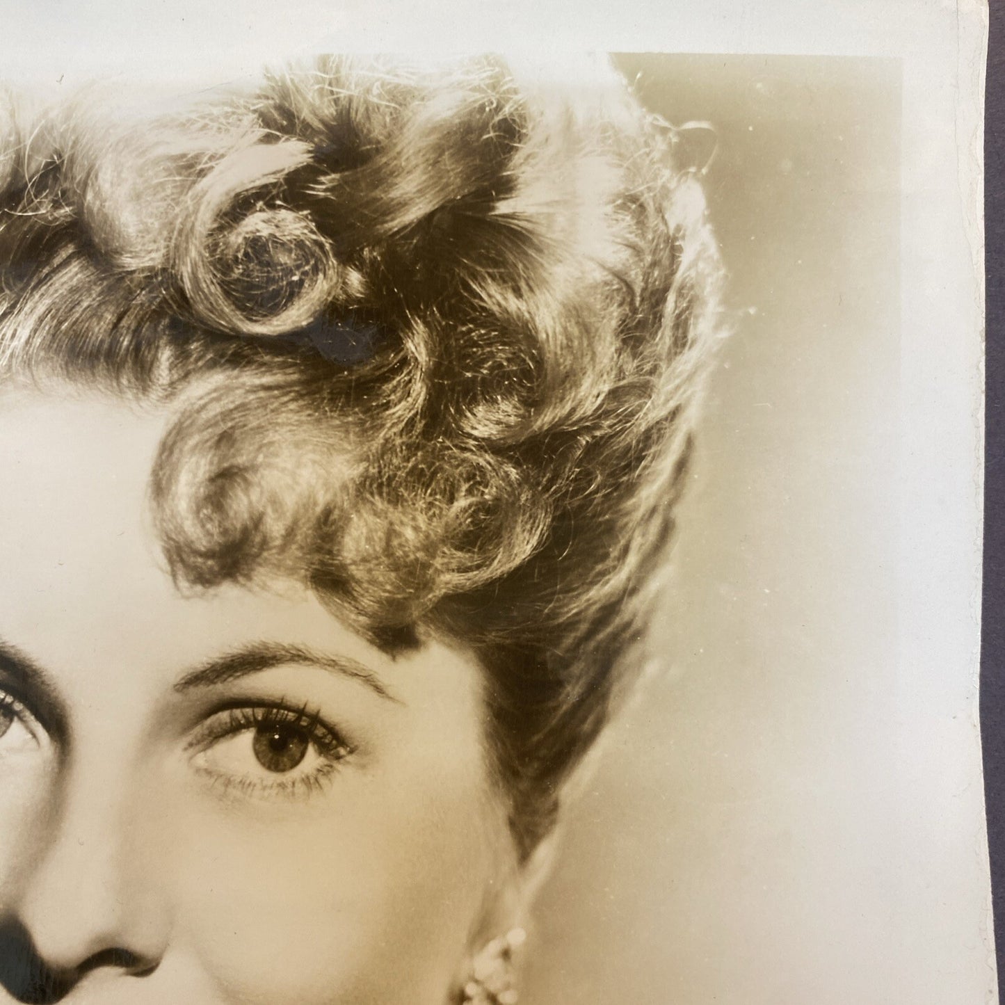 Hollywood Movie Star Joan Fontaine Real PHOTO 8 x 10  501A