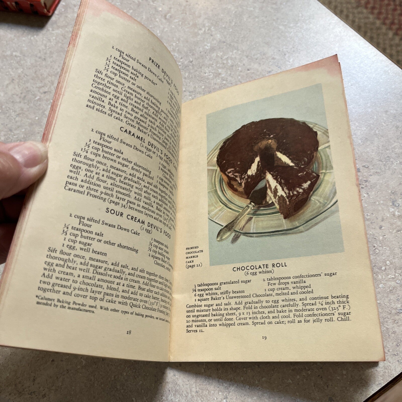 Best Chocolate And Cocoa Recipes Walter Baker & Company 1931 baking cookbook