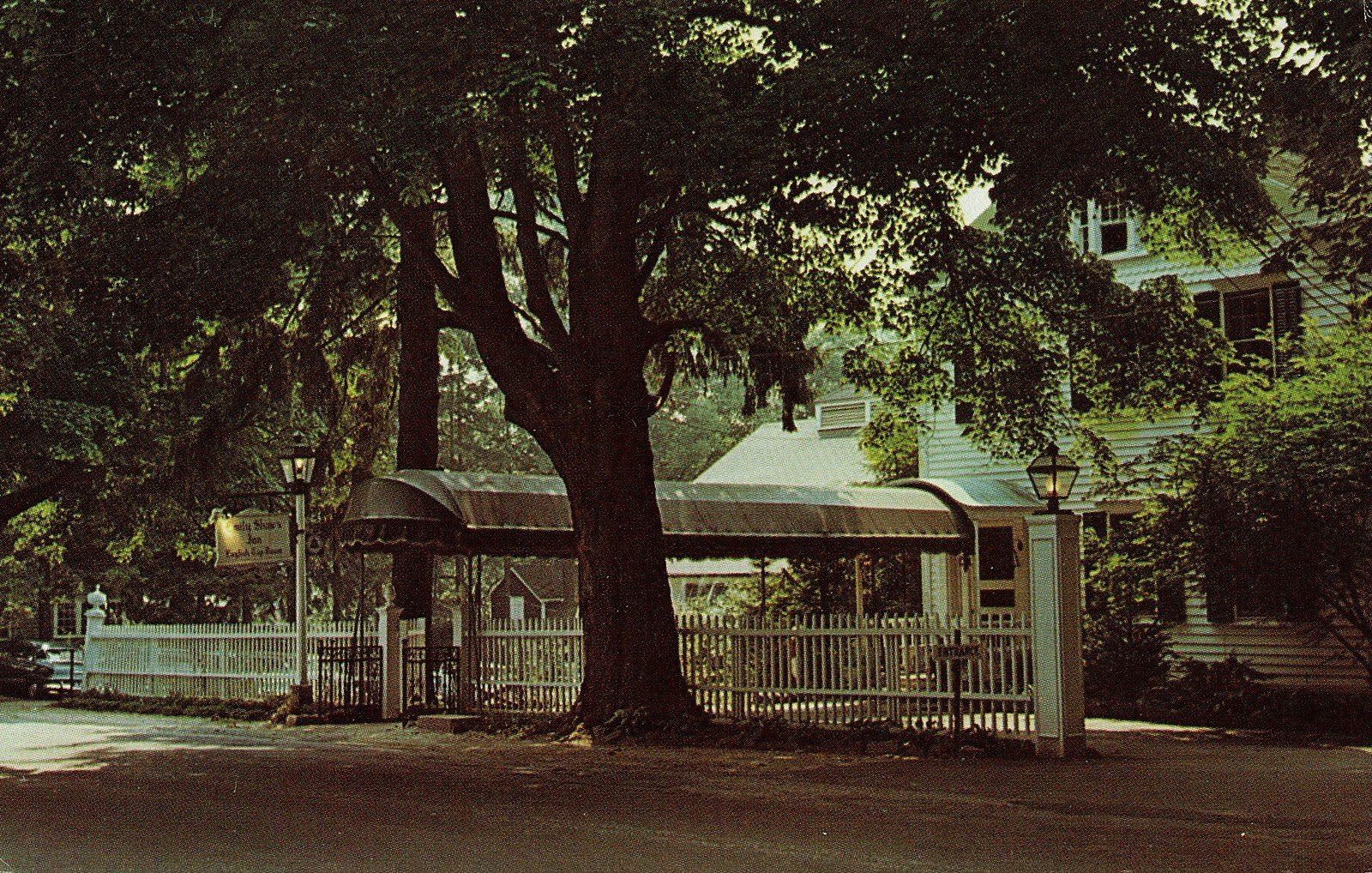 Emily Shaws Inn Pound Ridge NY Hotel Postcard