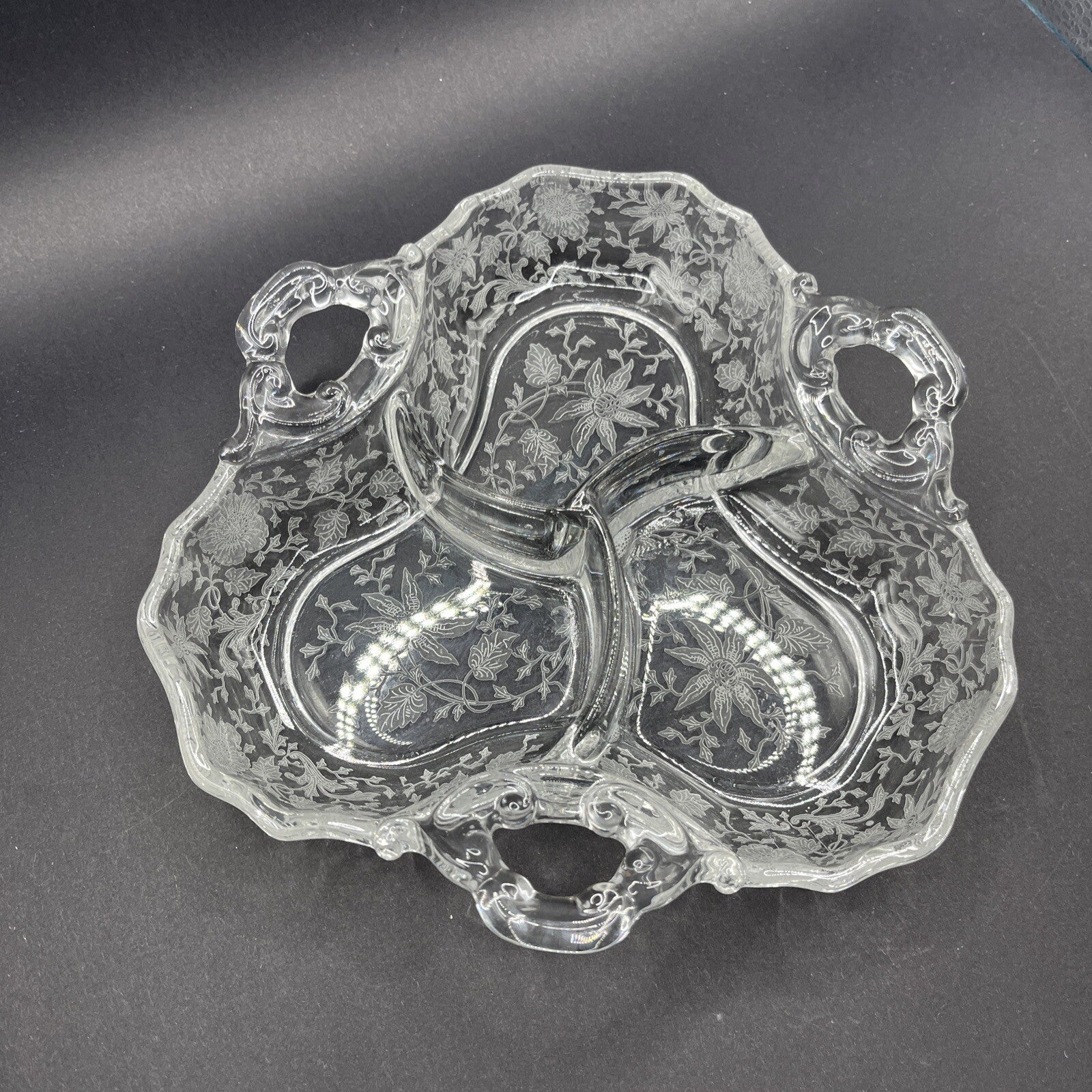 CAMBRIDGE ART GLASS UNIQUE THREE HANDLED THREE PART CANDY DISH "WILDFLOWER" ETCH