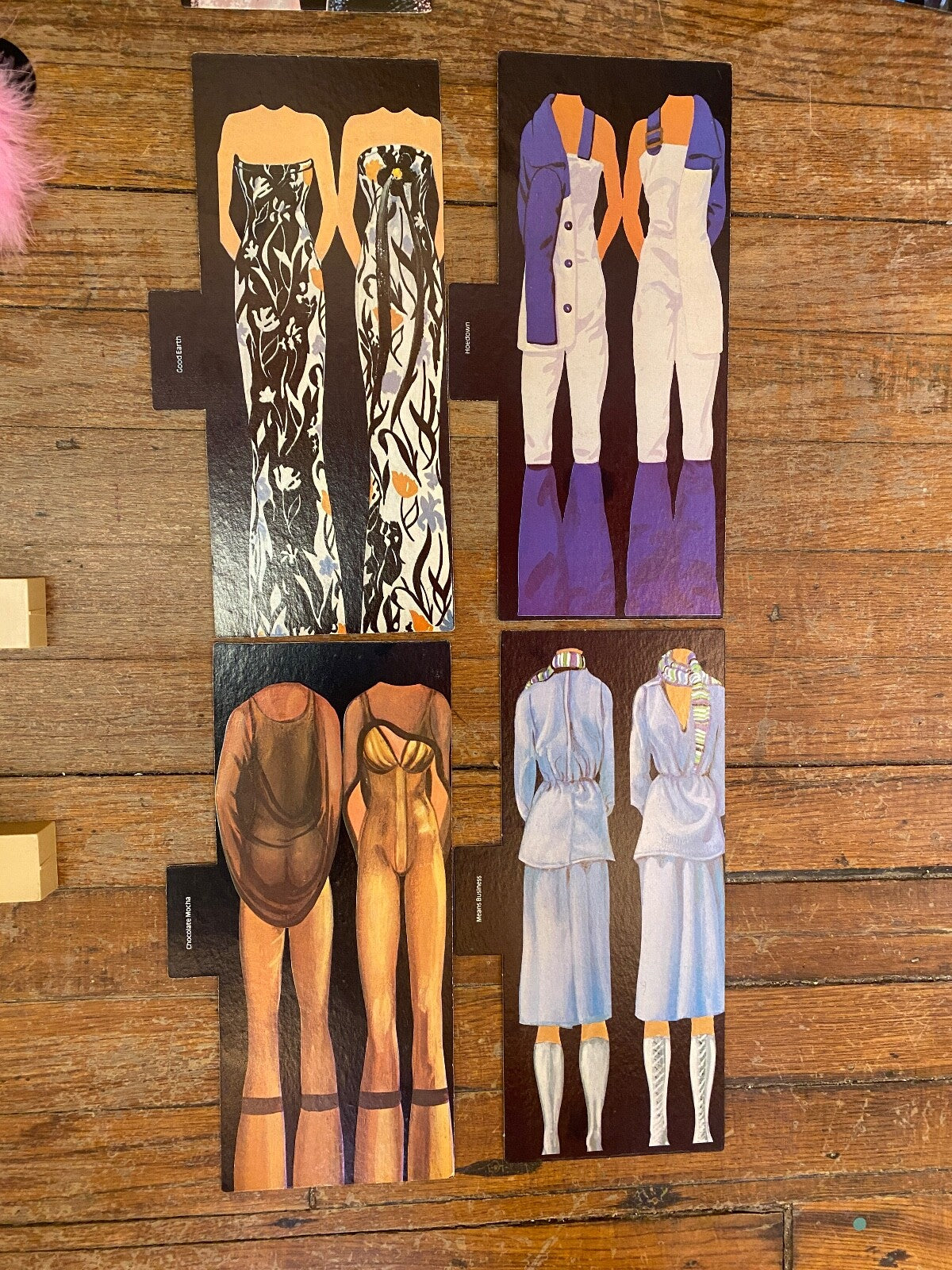 VTG 1976 Chers Dressing Room Dream House W/ Wardrobe Cher Doll Furniture 7 Cards