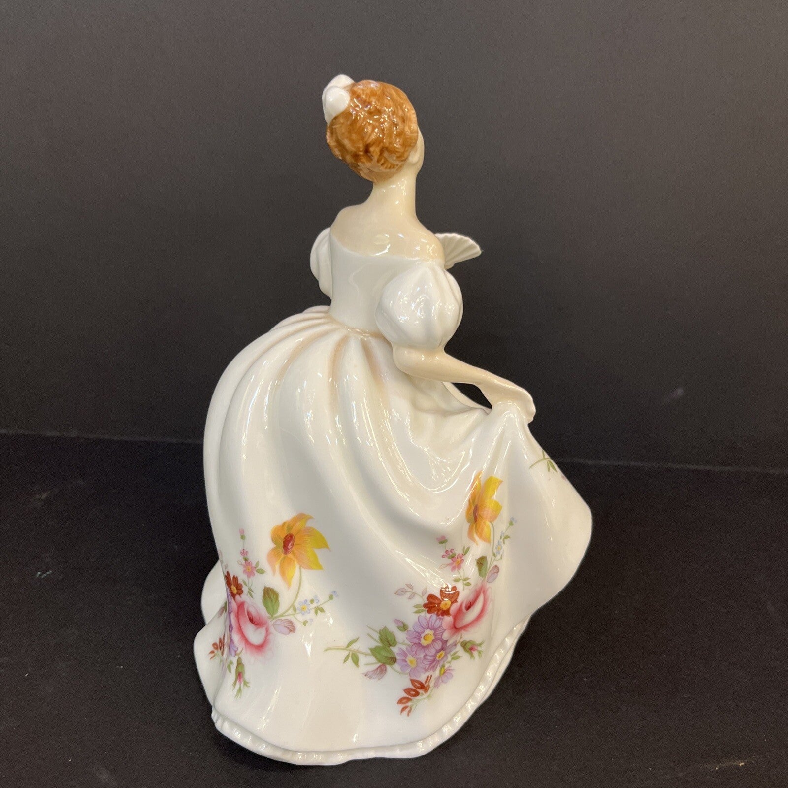 Royal Doulton HN3002 MARILYN 7 1/4" Figurine 1985